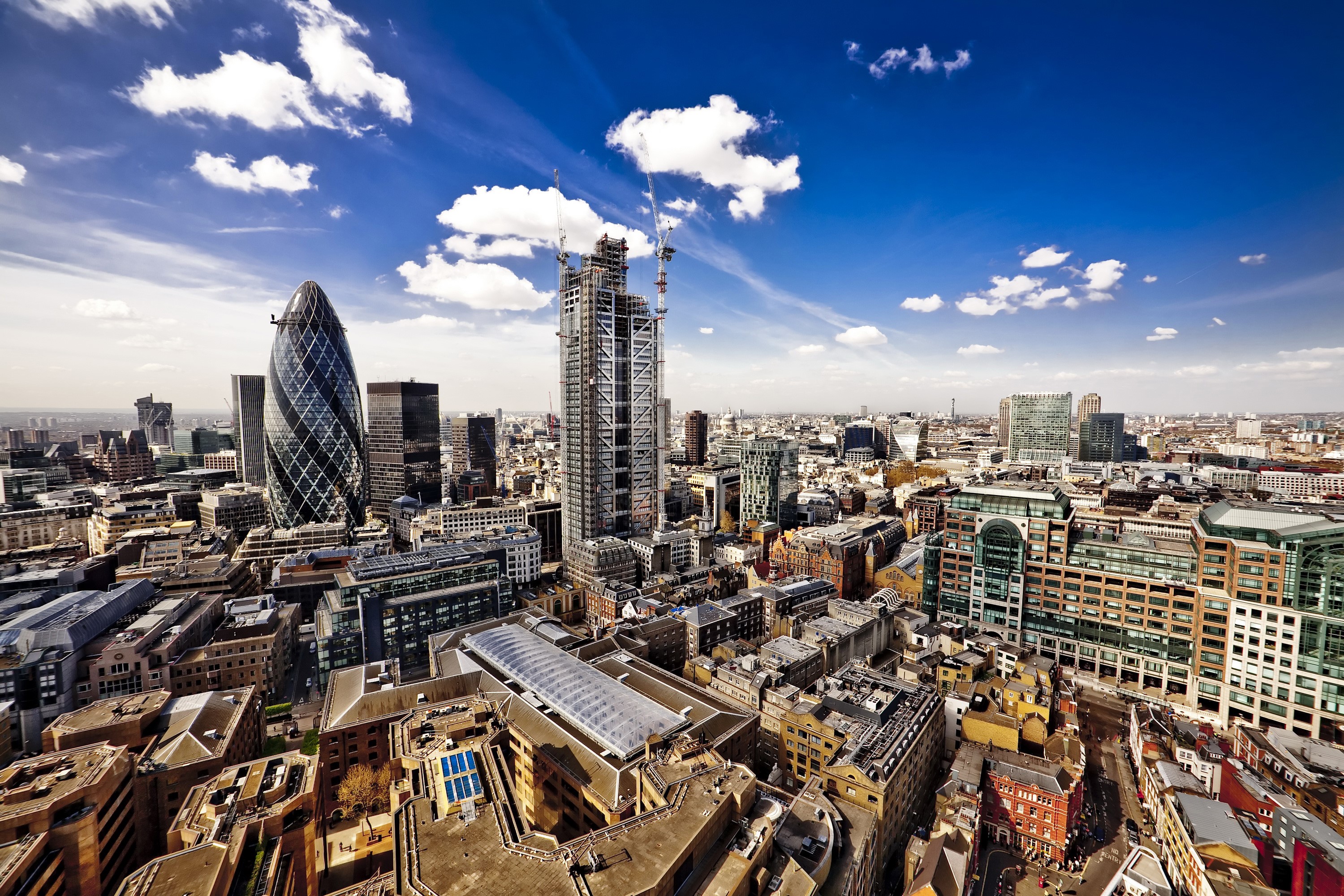 London skyline with Gherkin and construction HD Wallpaper