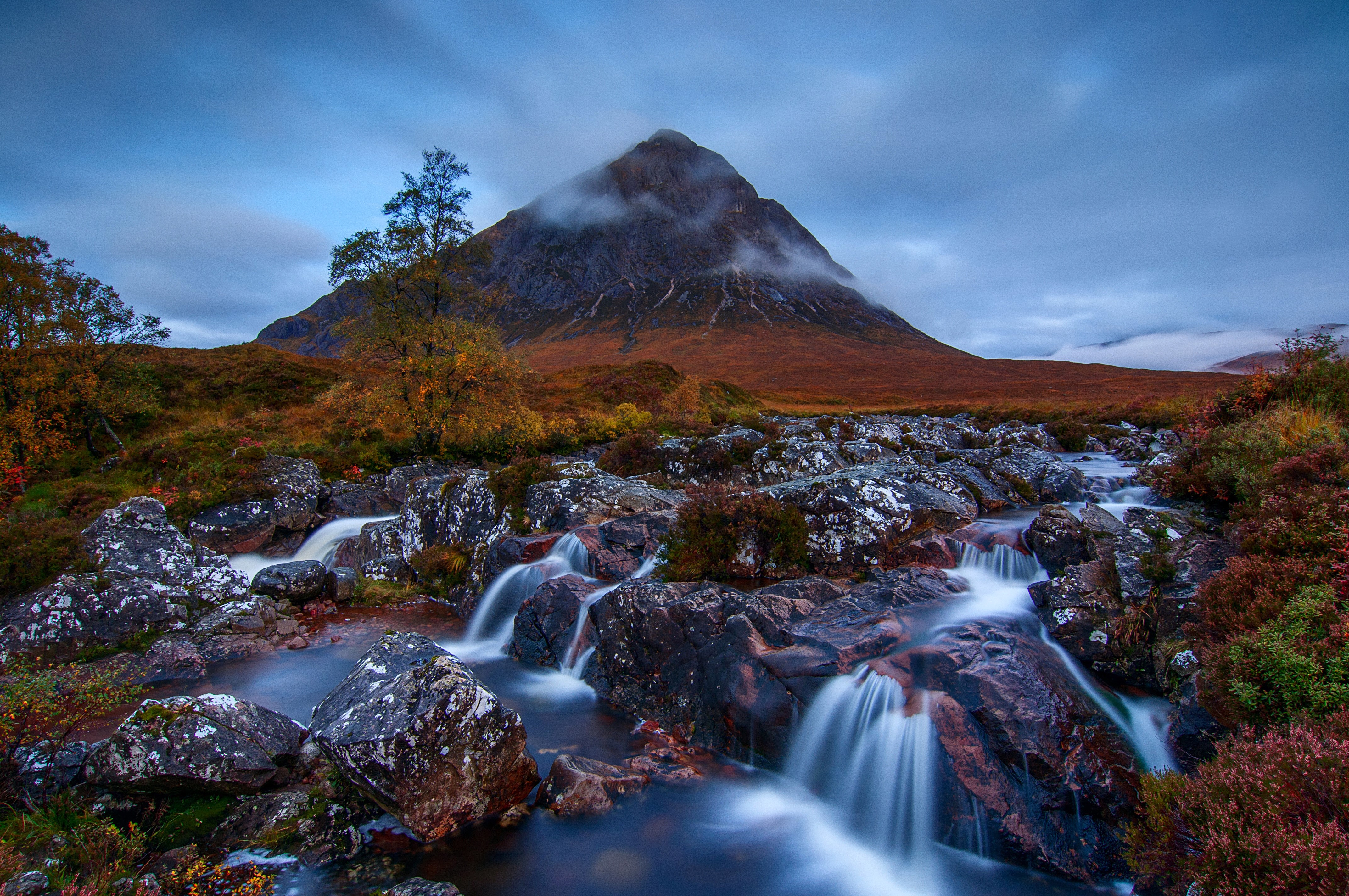 4K Etive Mor Scotland Waterfalls Mountains Stones HD Wallpaper