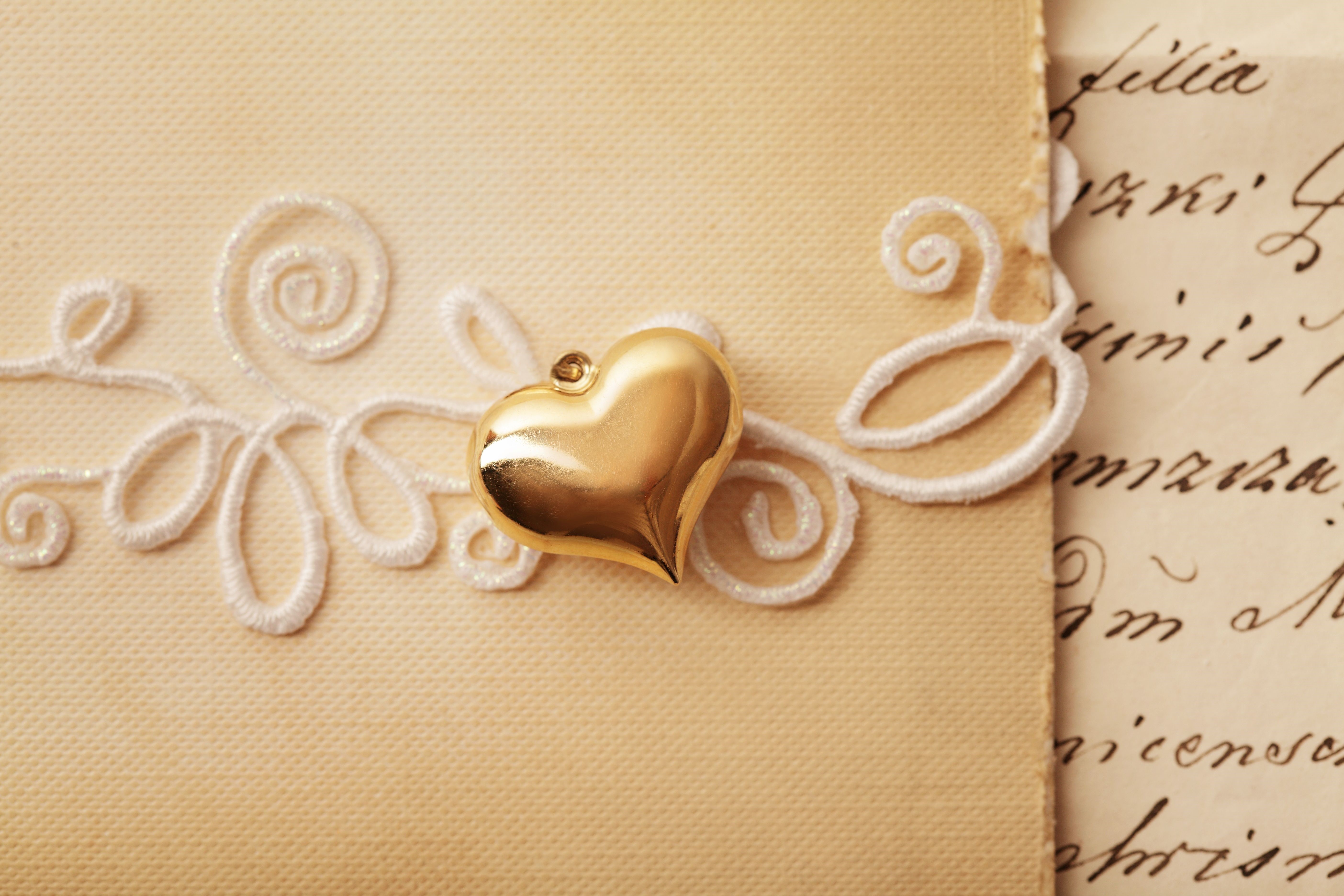 Golden Heart Charm on Lace and Old Letter HD Wallpaper