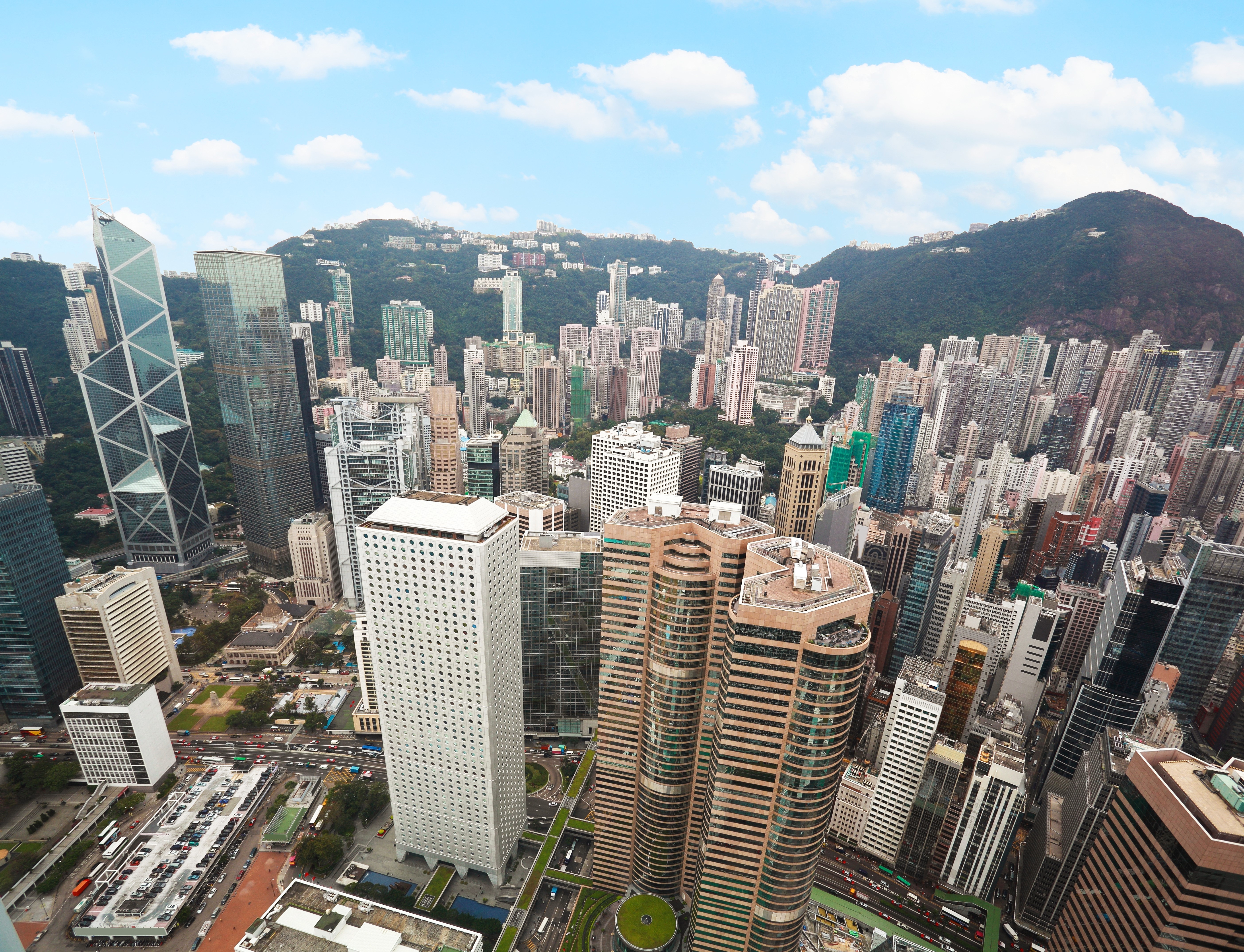 Hong Kong Skyscrapers and Mountains HD Wallpaper