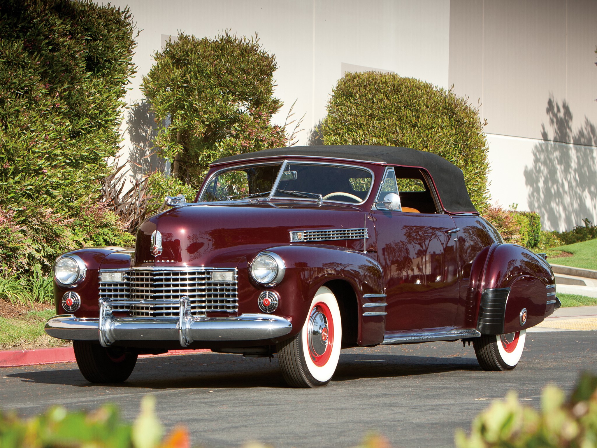 1941 Cadillac Sixty-Two Convertible Coupe HD Wallpaper