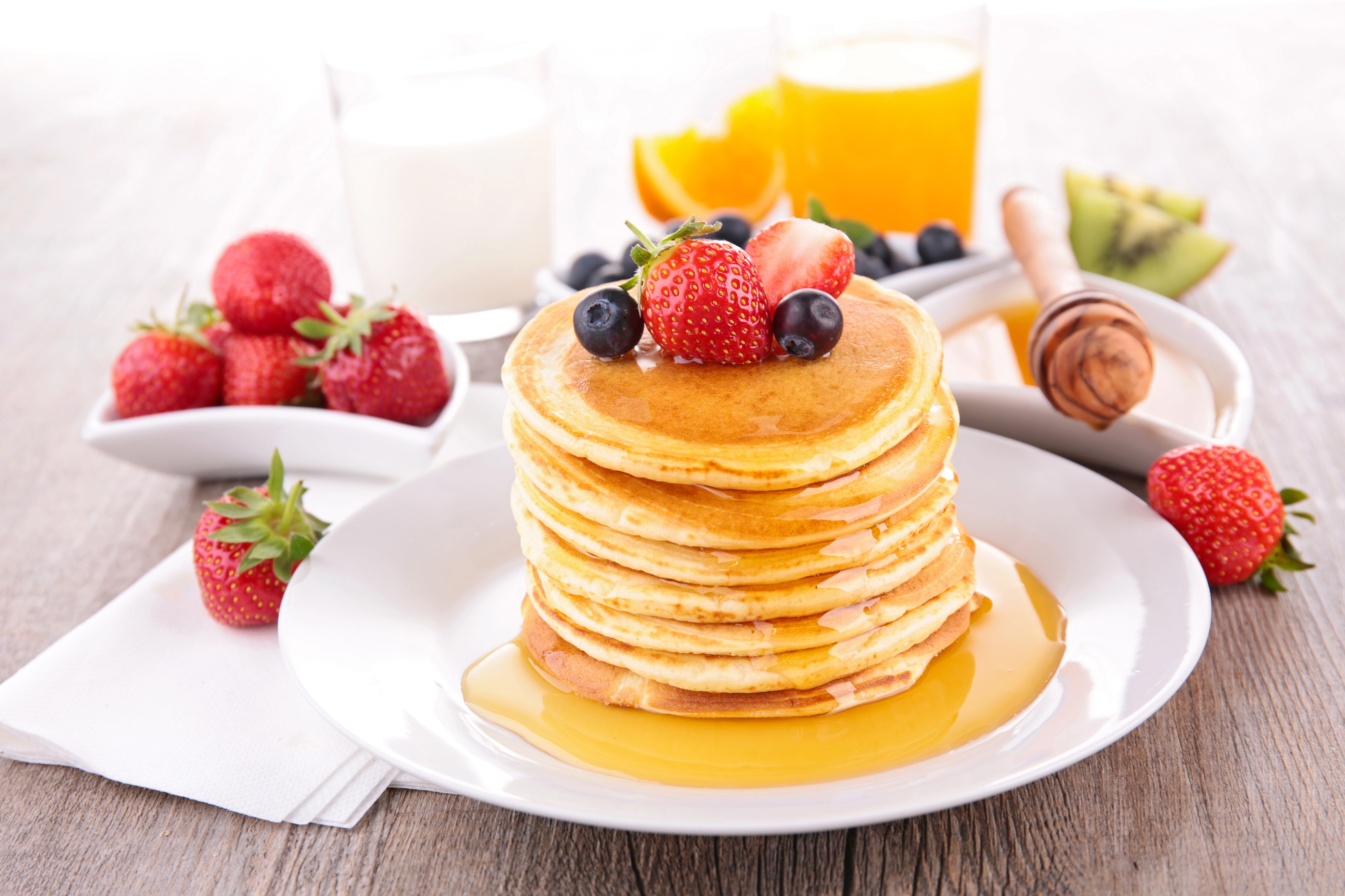 Pancakes with Strawberries and Blueberries HD Wallpaper