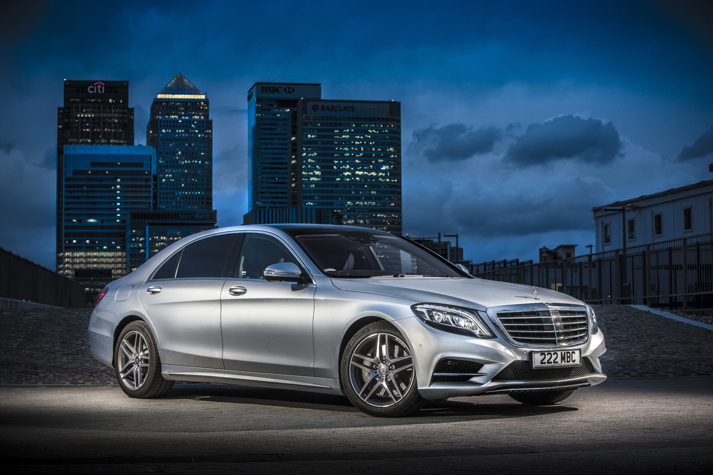 Silver Mercedes-Benz S300 BlueTEC Hybrid at Night HD Wallpaper