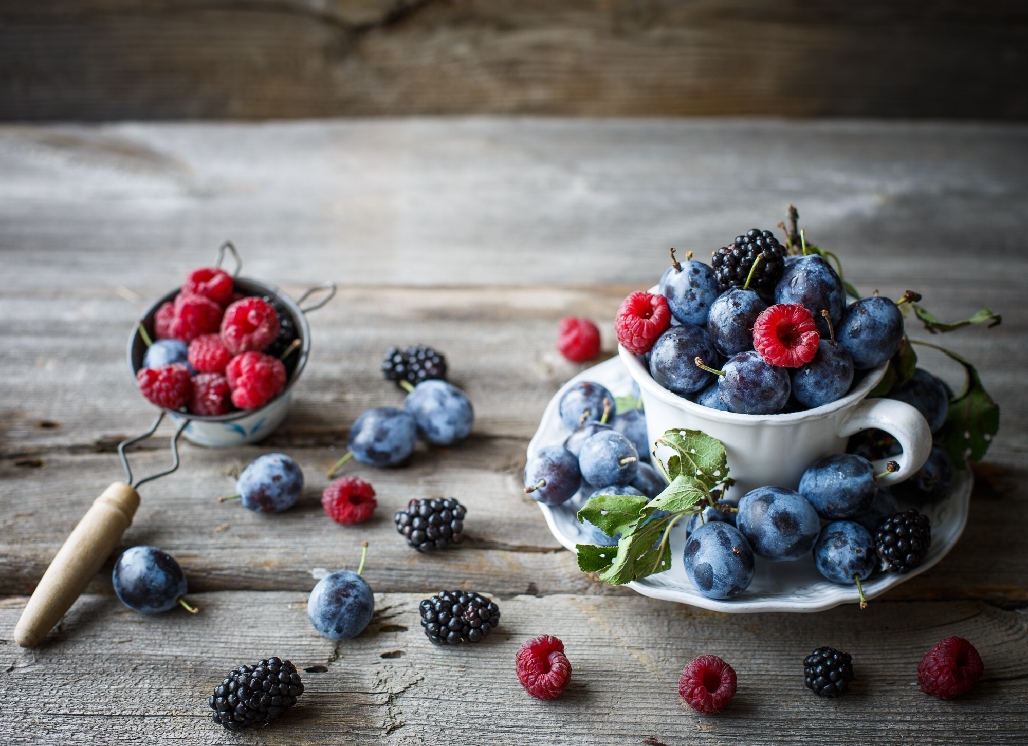 Plums, Raspberries, and Blackberries in a Cup HD Wallpaper