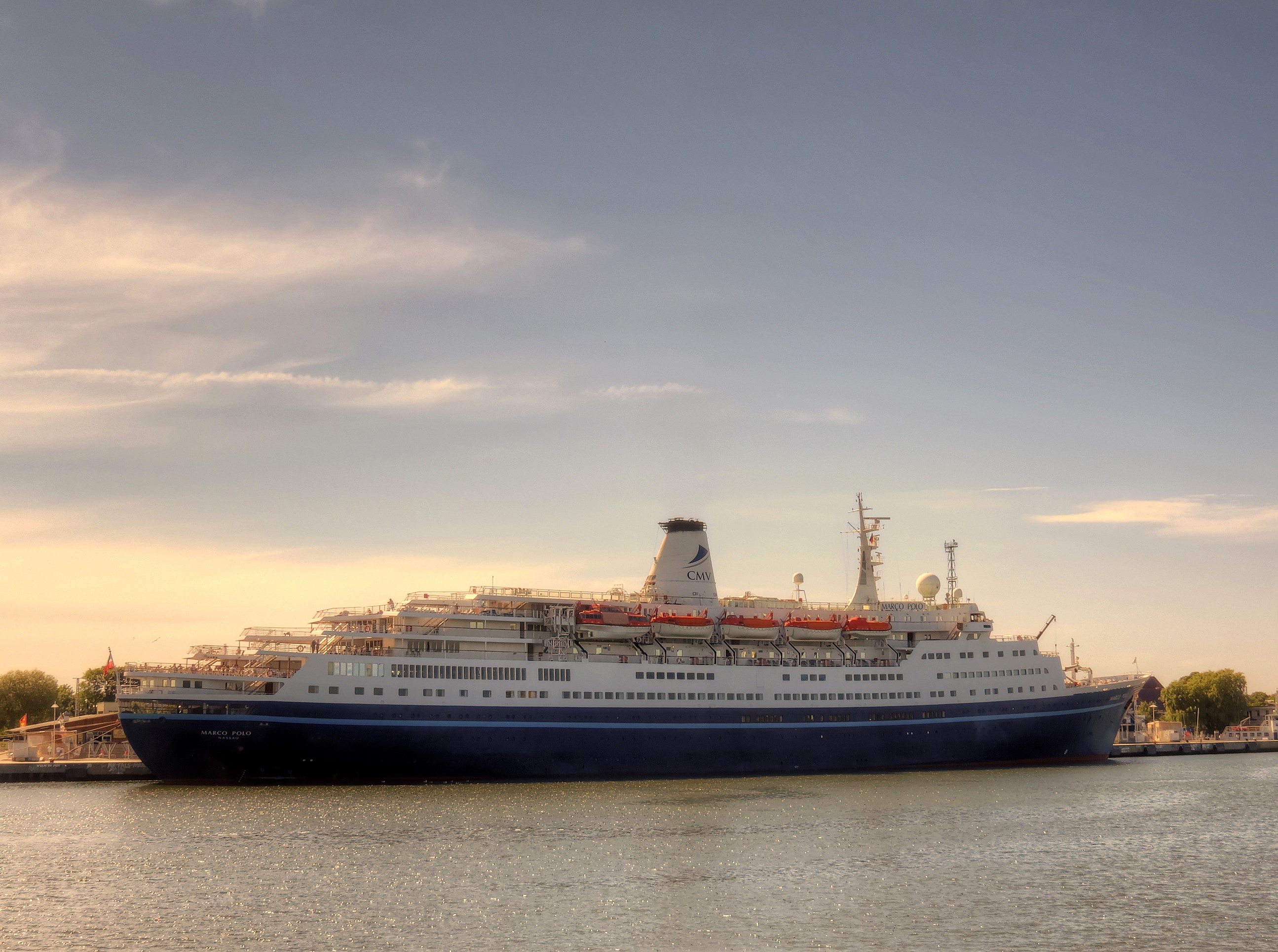 Marco Polo cruise liner docked at a harbor HD Wallpaper
