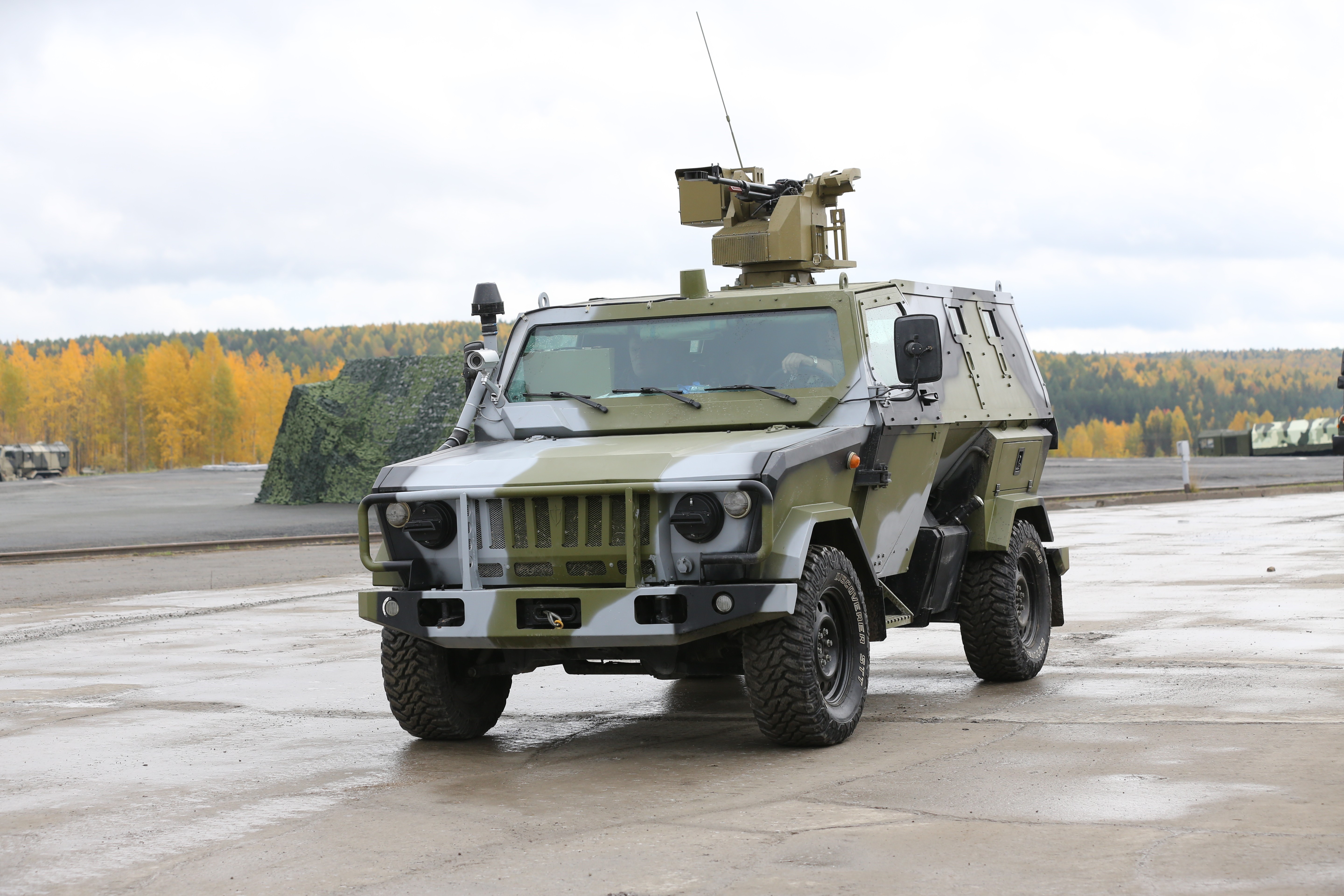 Armored Car Scorpion 2MB military vehicle HD Wallpaper