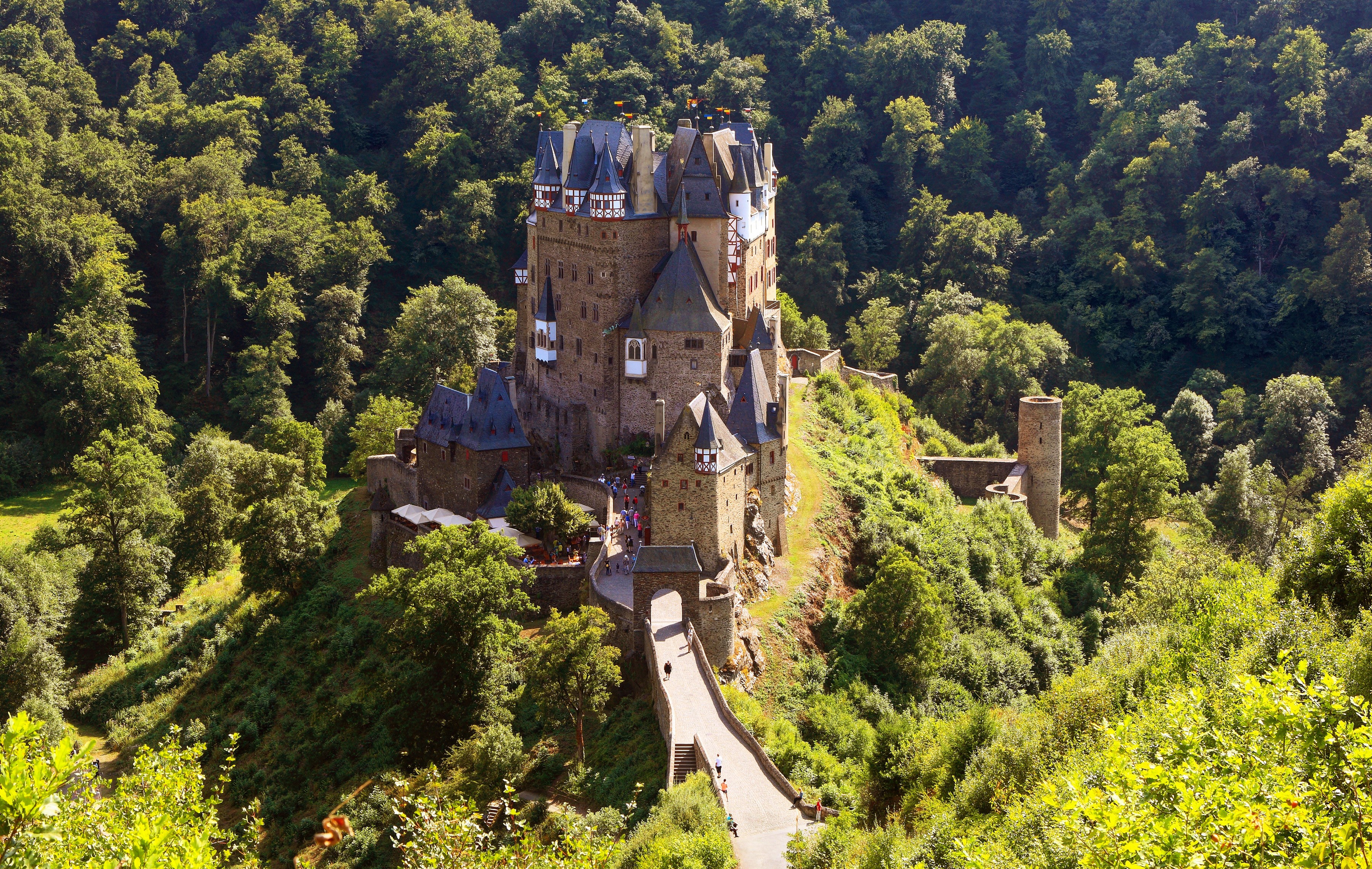 Eltz Castle in Germany surrounded by forest HD Wallpaper