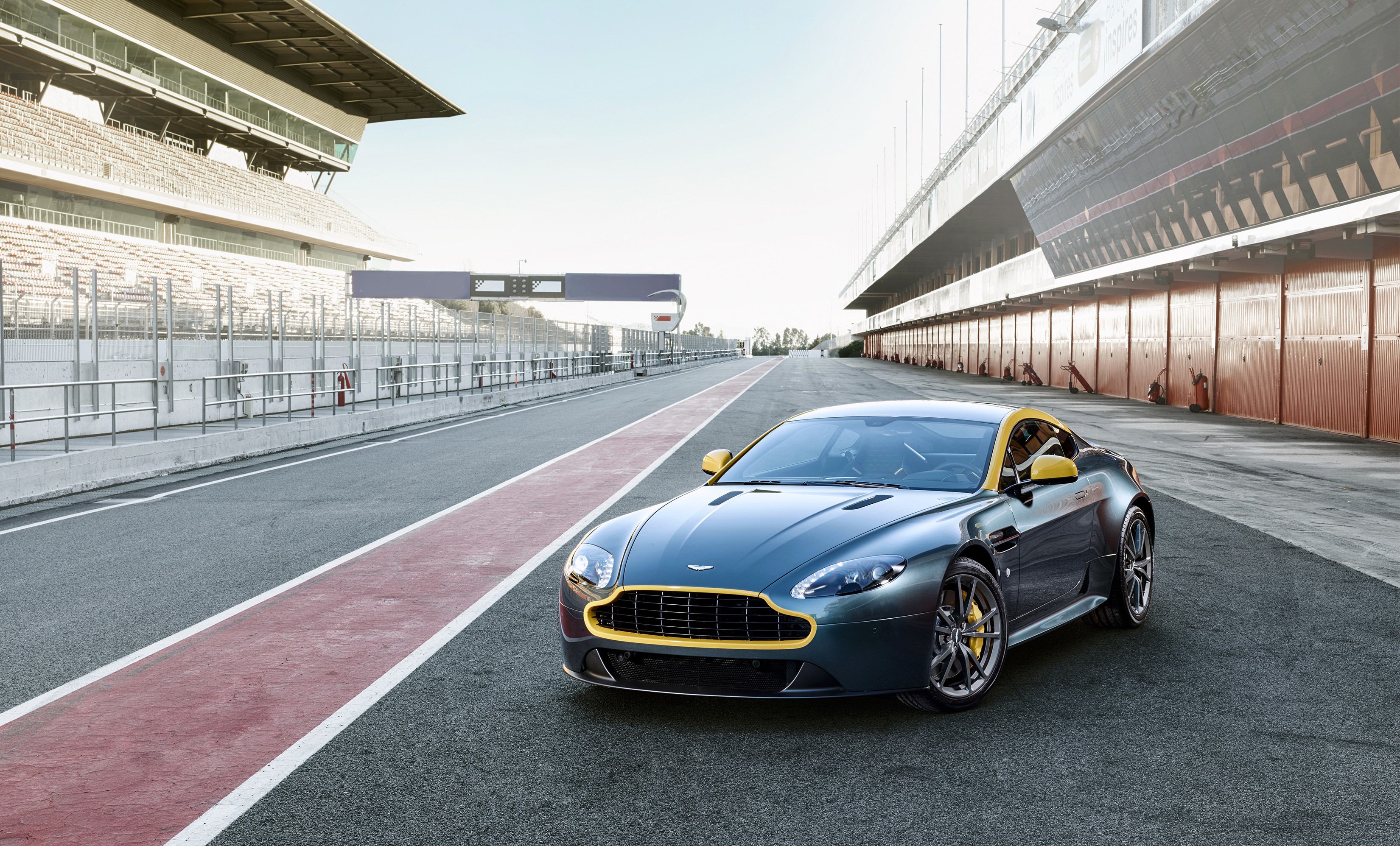 Aston Martin V8 Vantage N430 on a race track HD Wallpaper