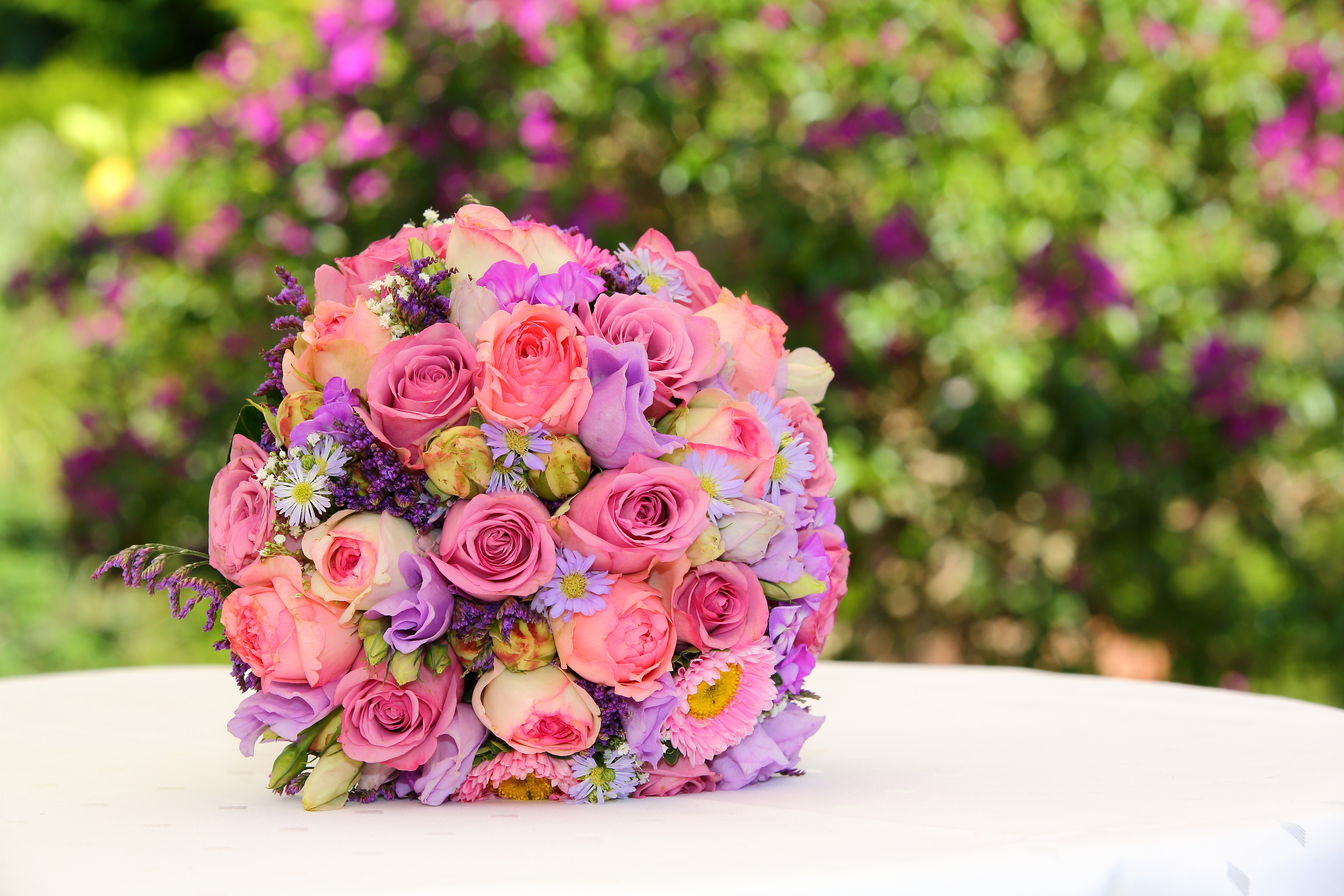 Bouquet of Pink and Purple Roses HD Wallpaper
