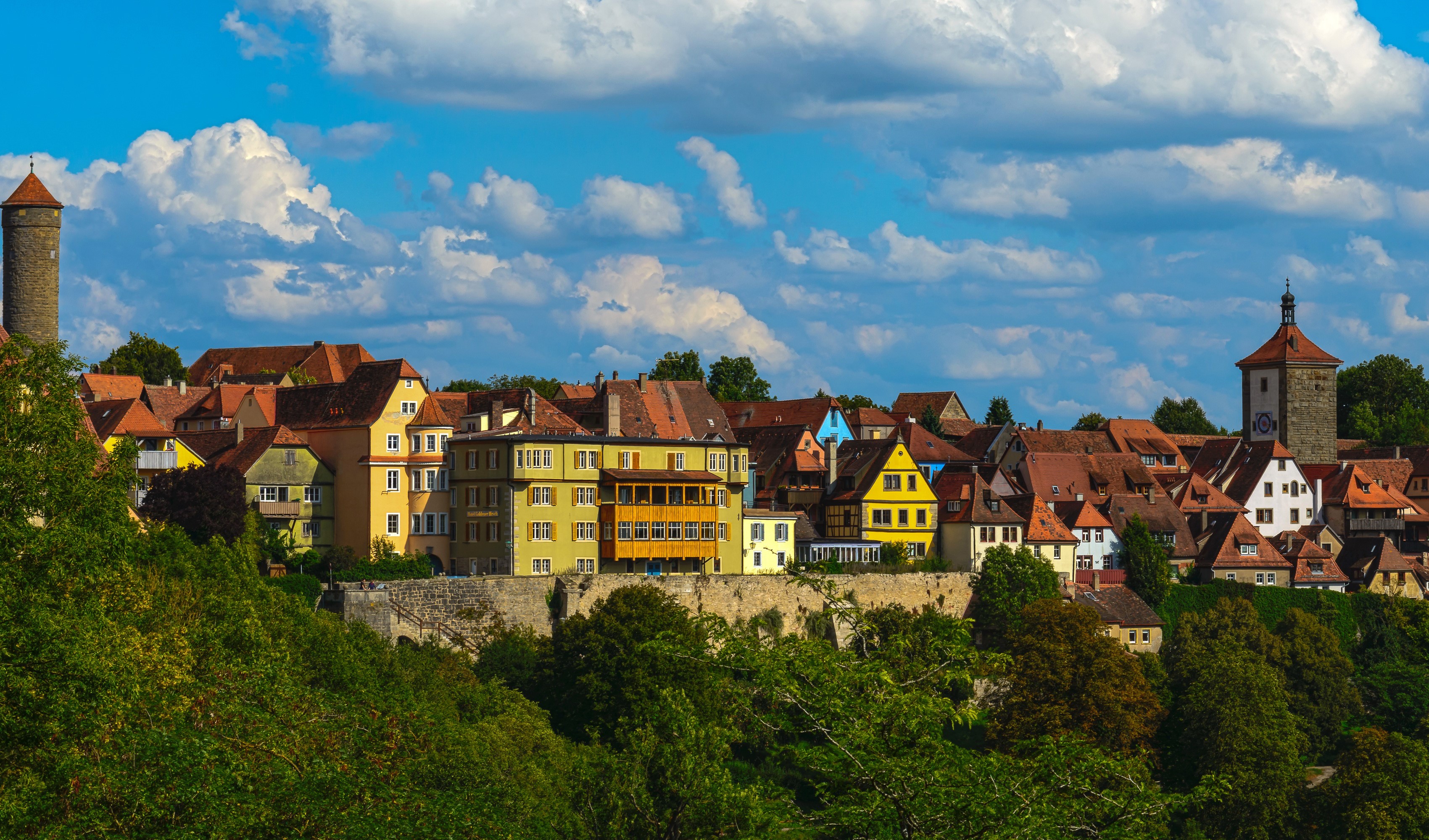 Rothenburg ob der Tauber, Germany with medieval towers HD Wallpaper