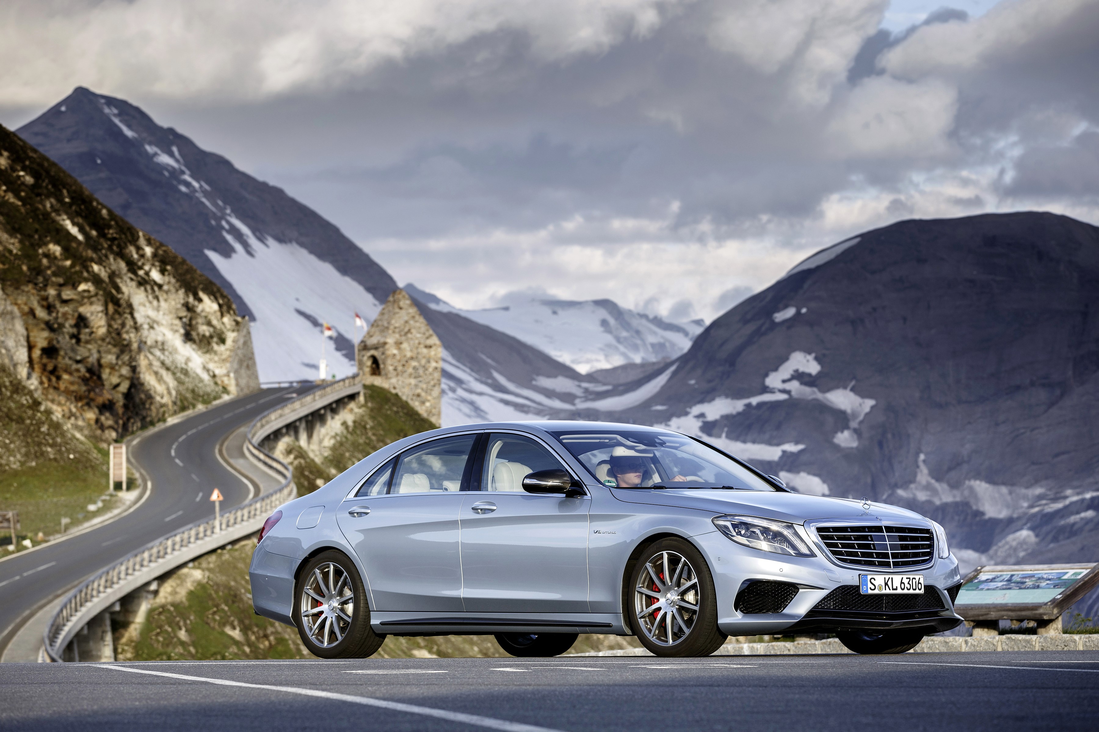Mercedes-Benz S63 AMG W222 on a mountain road HD Wallpaper