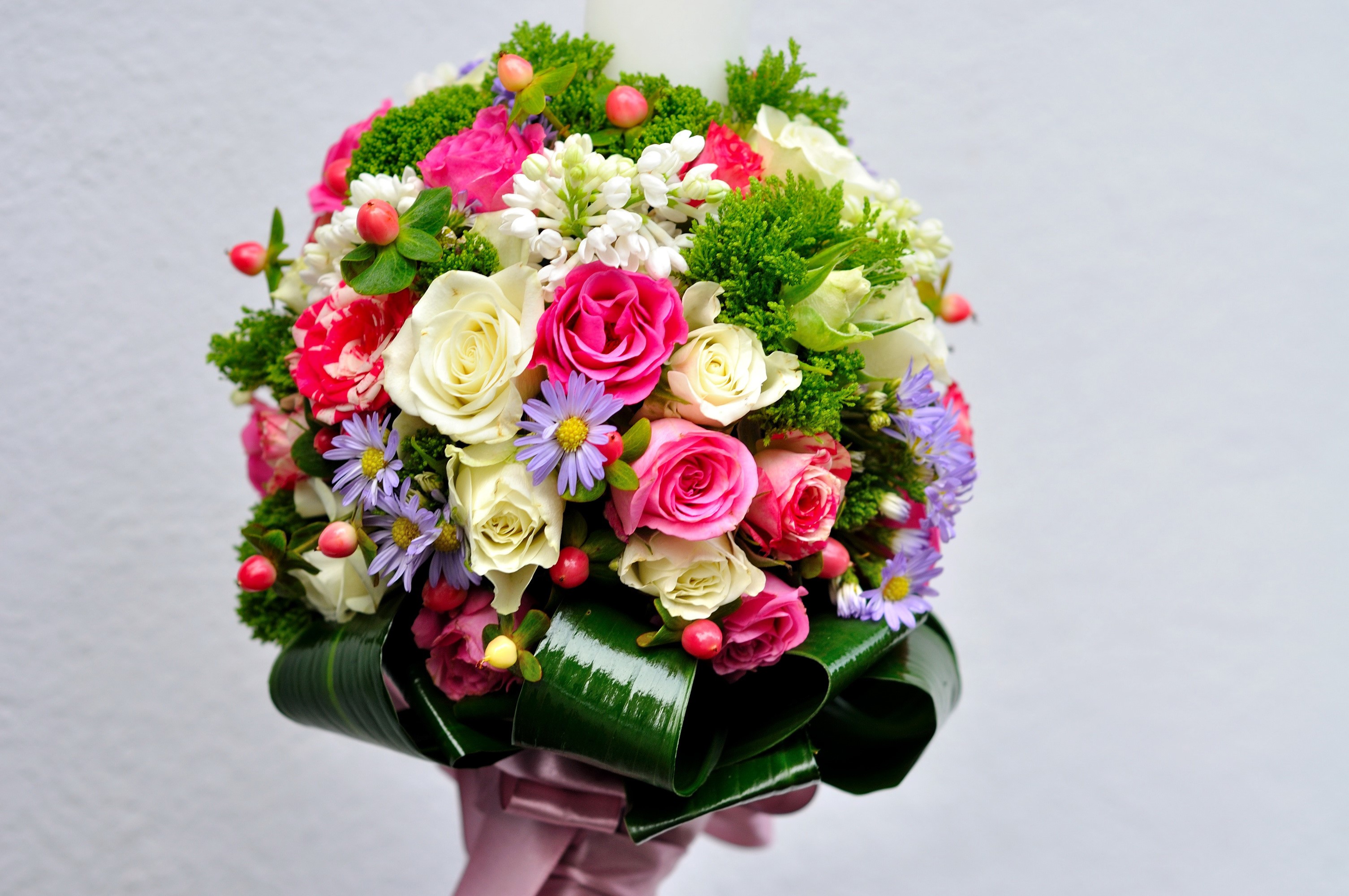 Bouquet of Roses and Chrysanthemums HD Wallpaper