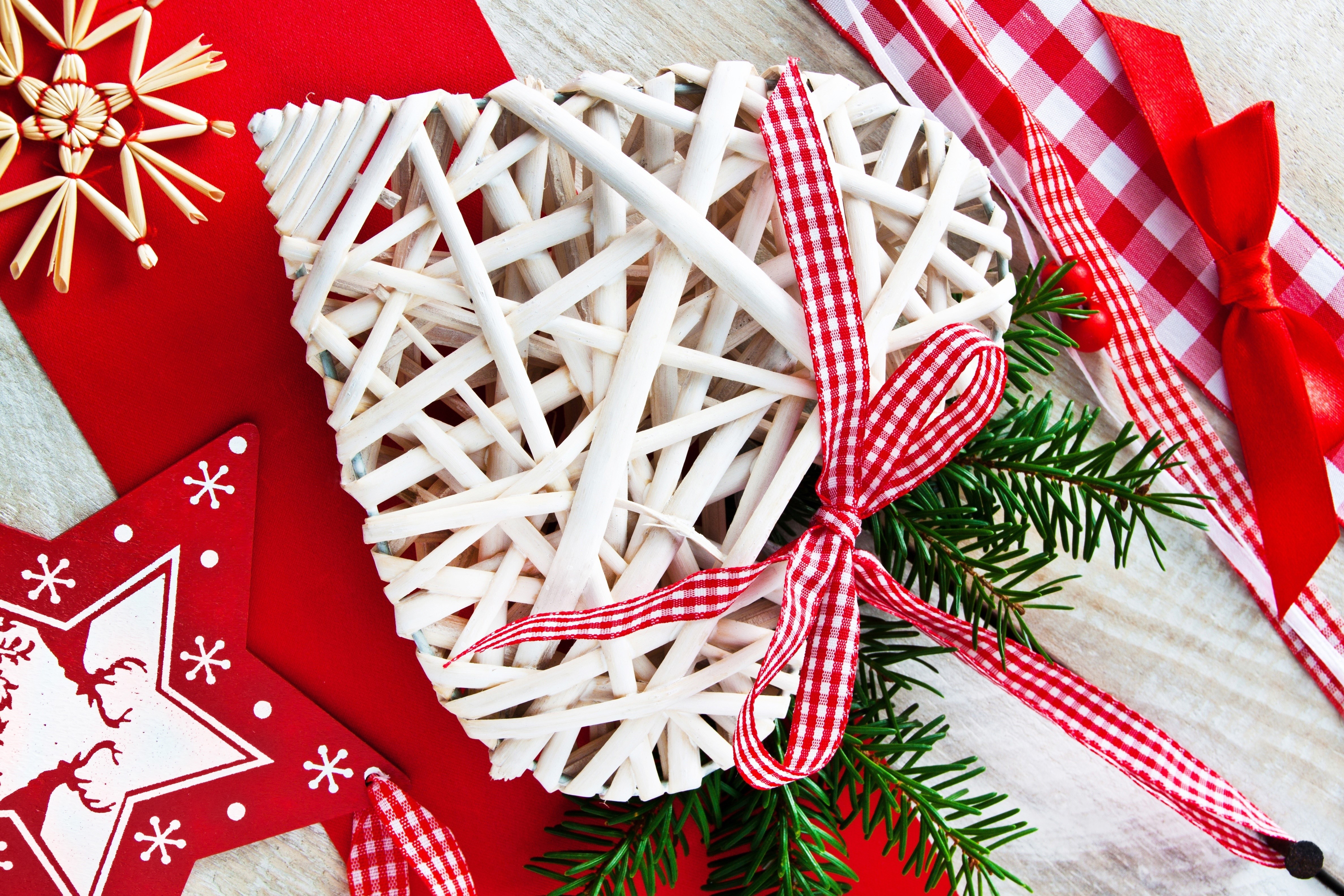 Christmas Heart Decoration with Ribbon and Star HD Wallpaper