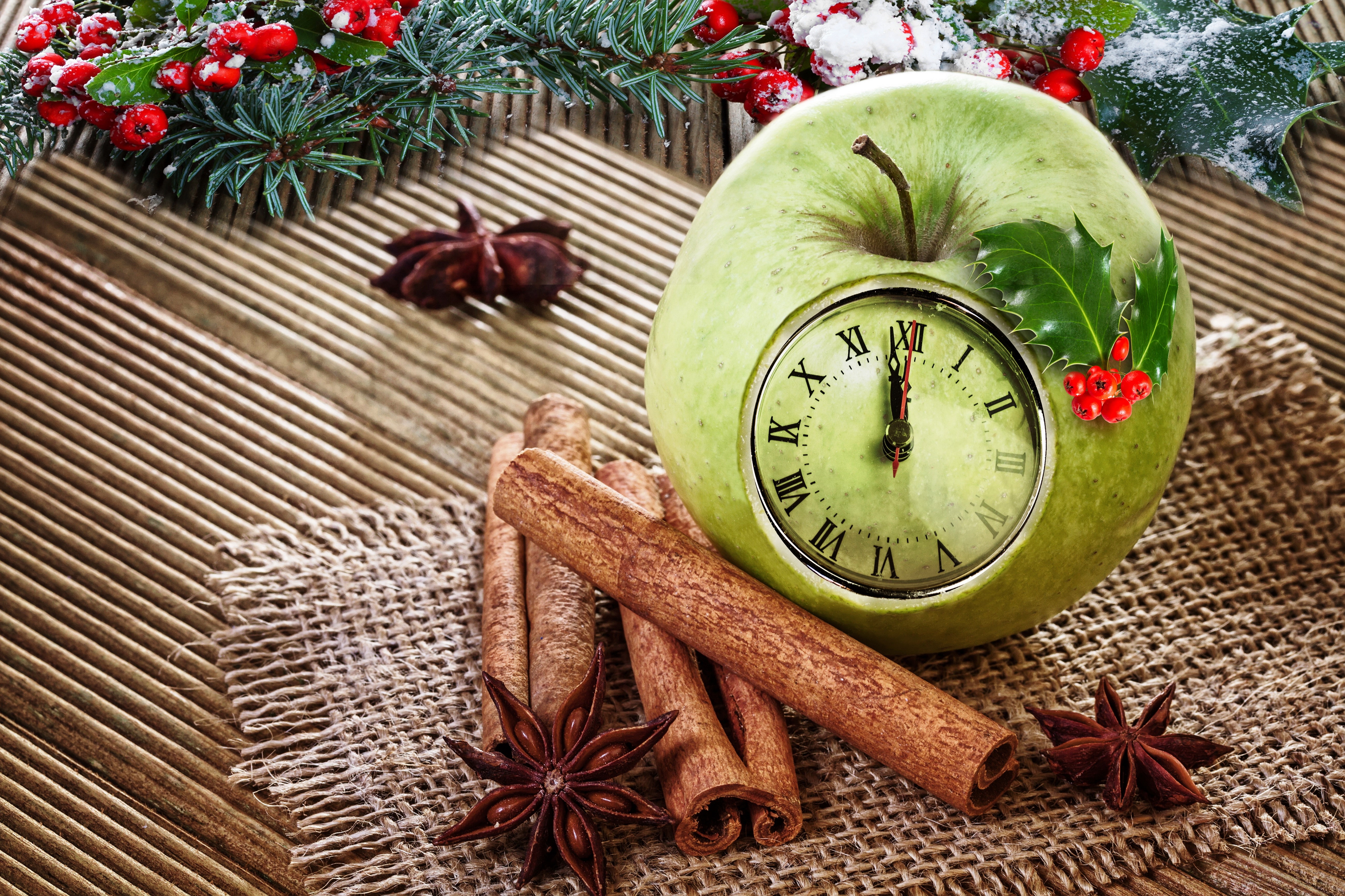 Christmas apple with clock and spices HD Wallpaper