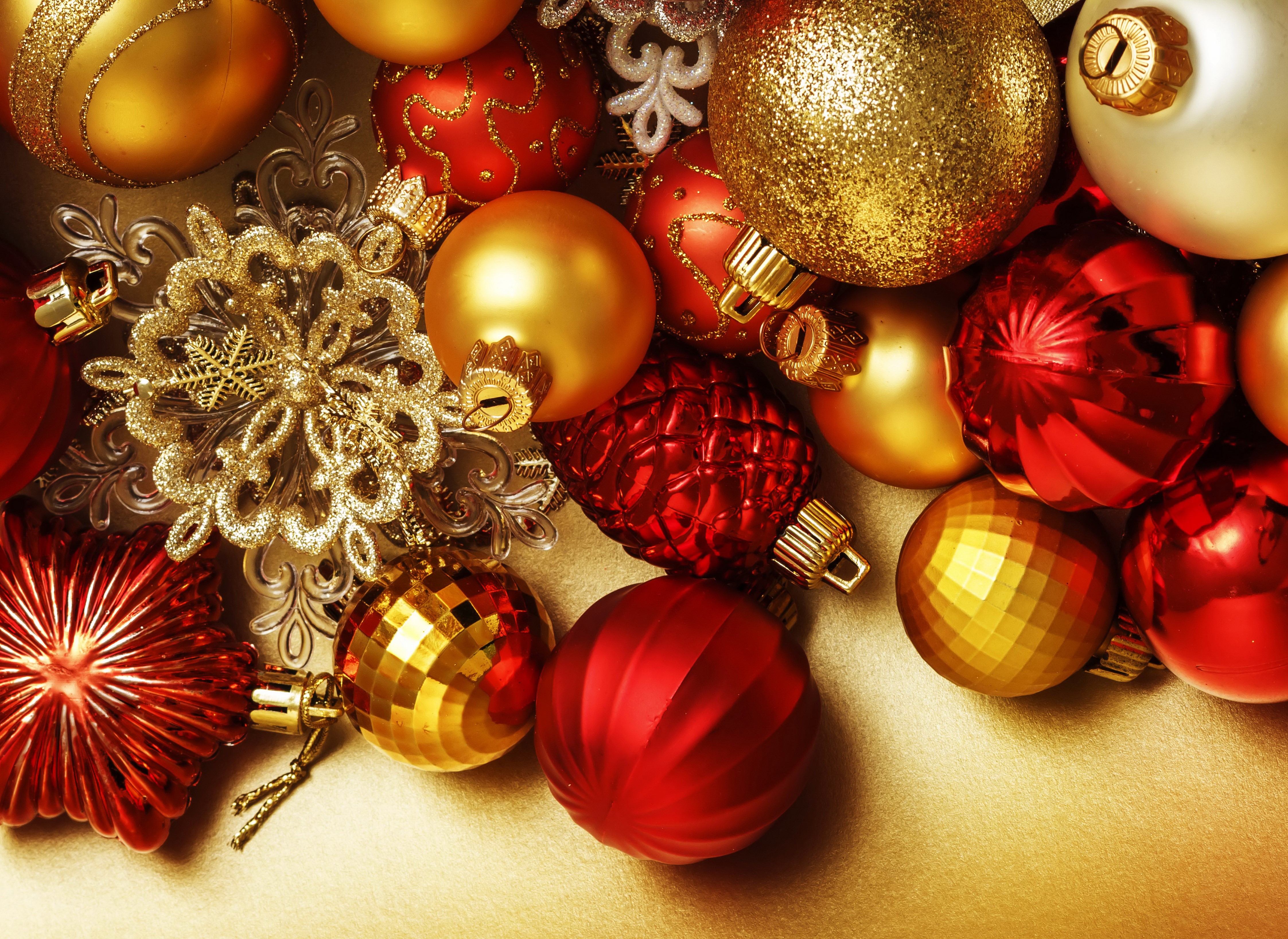Christmas Ornaments and Snowflakes HD Wallpaper
