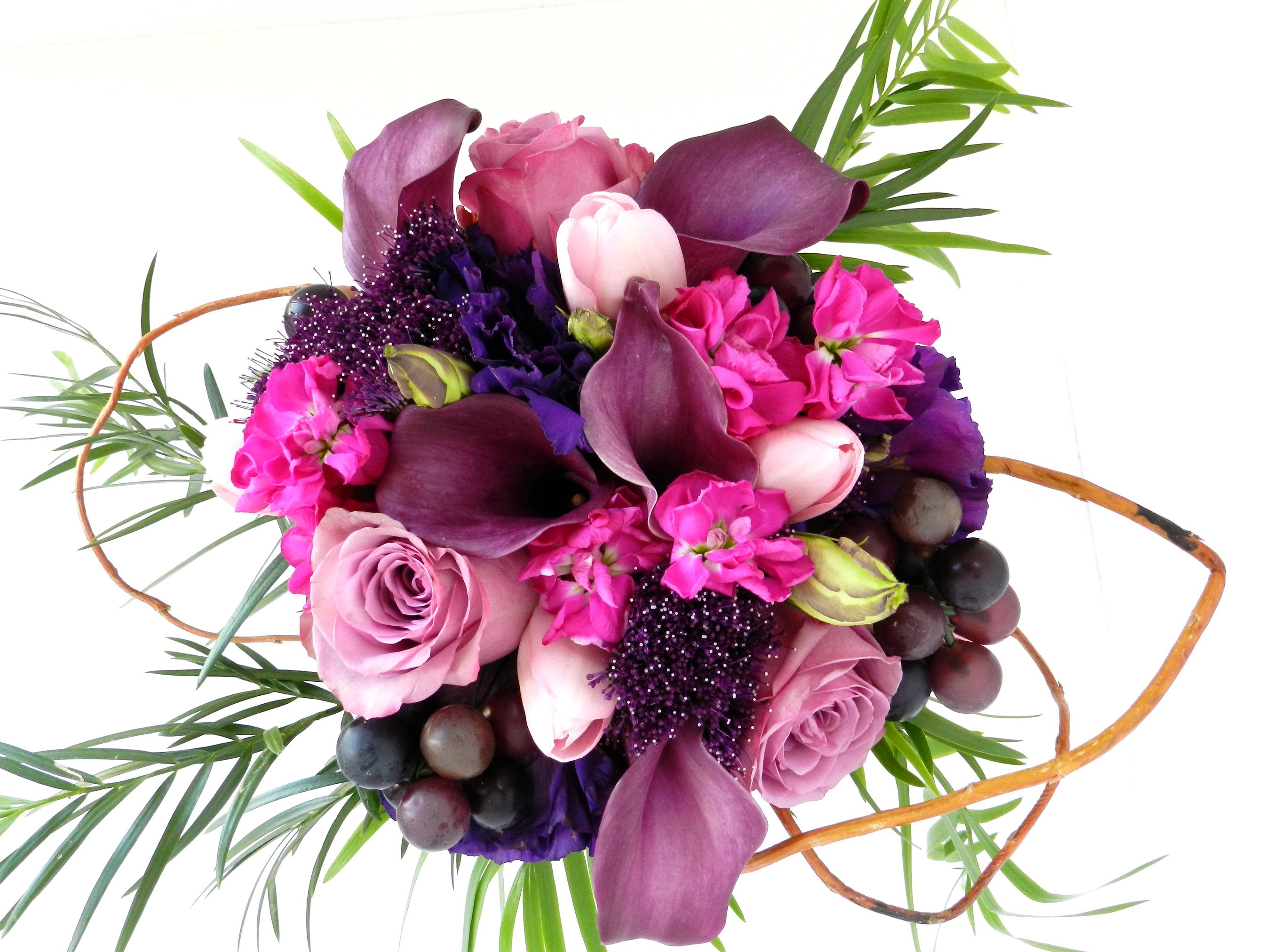 Purple and pink floral bouquet with grapes and branches HD Wallpaper