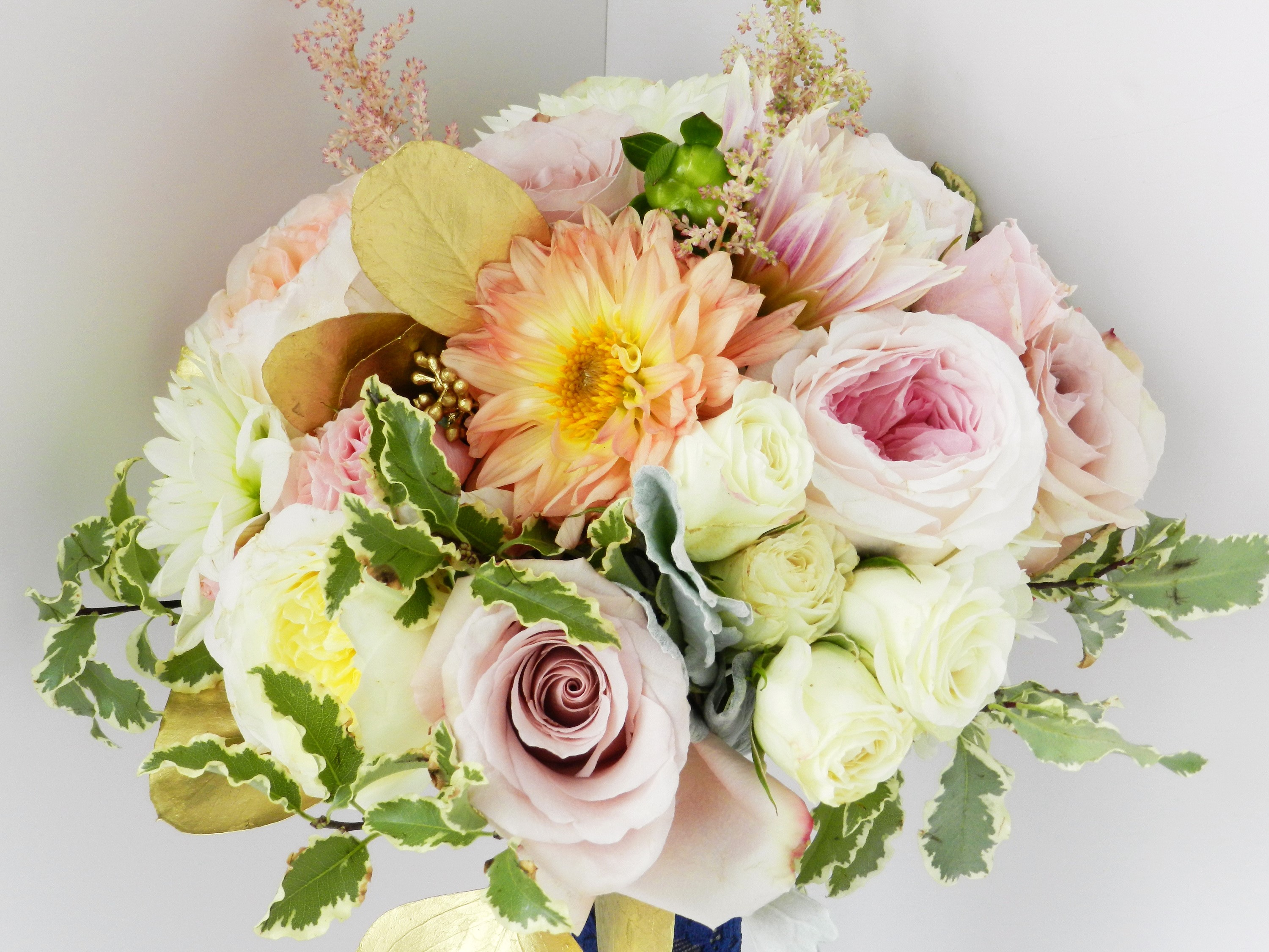 Bouquet of Roses, Dahlias, and Ranunculus HD Wallpaper