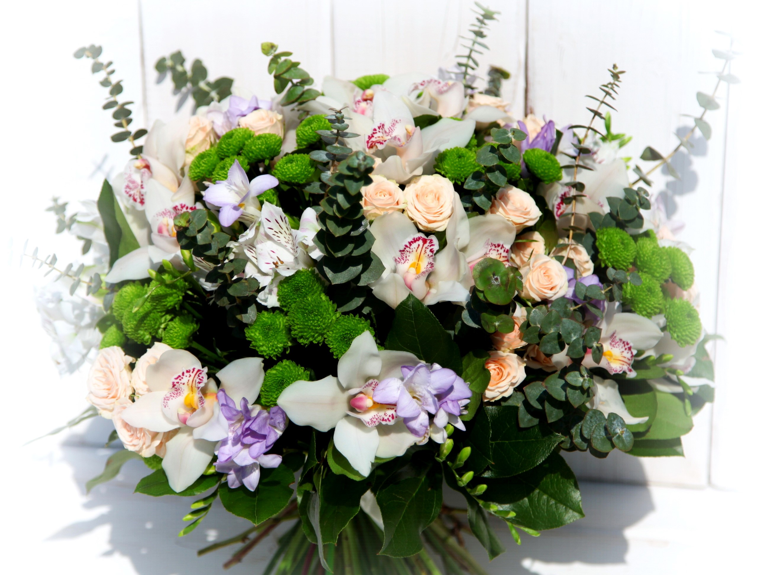 Orchid, Chrysanthemums, Roses, and Alstroemeria Bouquet HD Wallpaper
