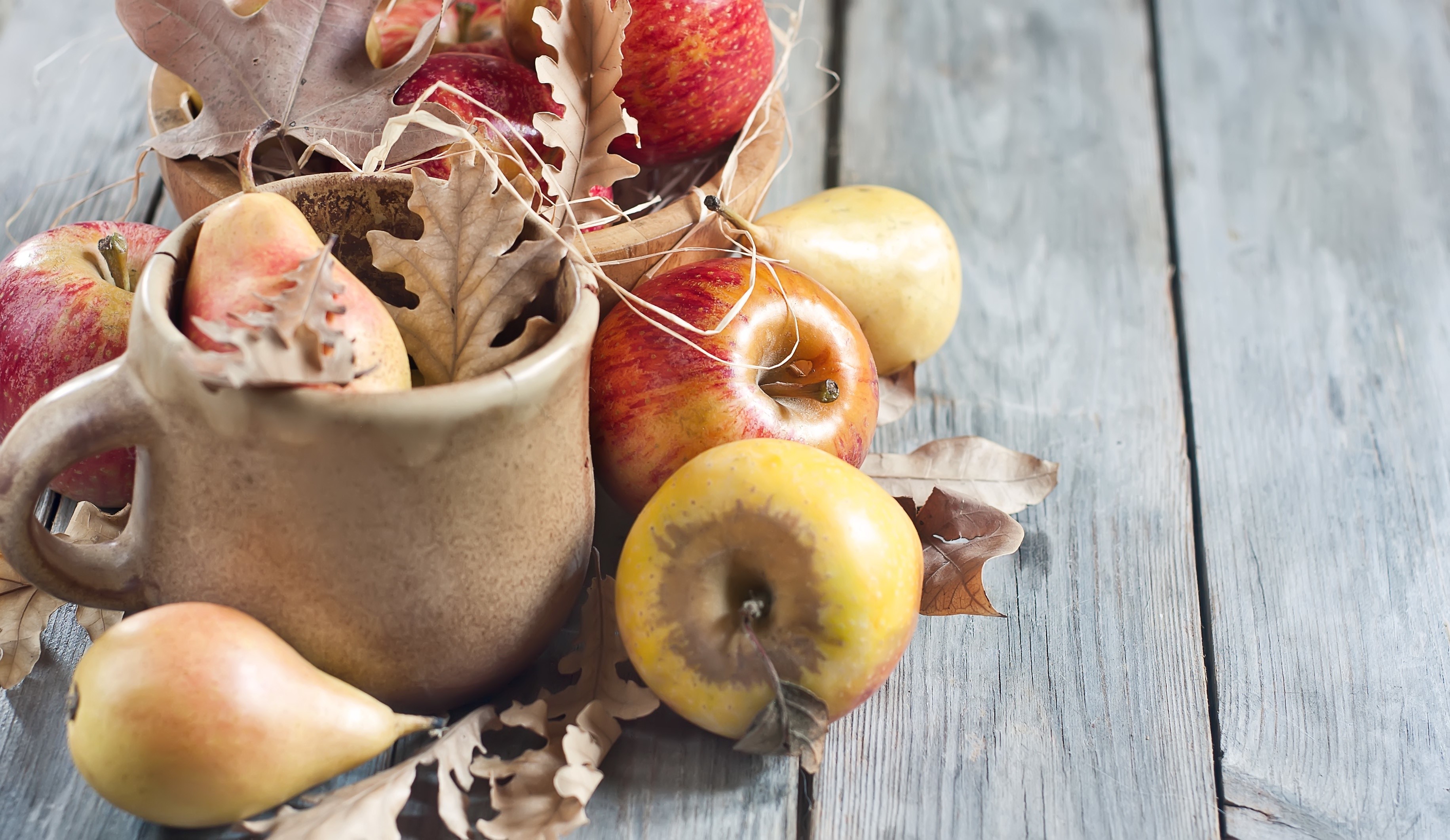 Apples and Pears with Autumn Foliage on Wooden Table HD Wallpaper