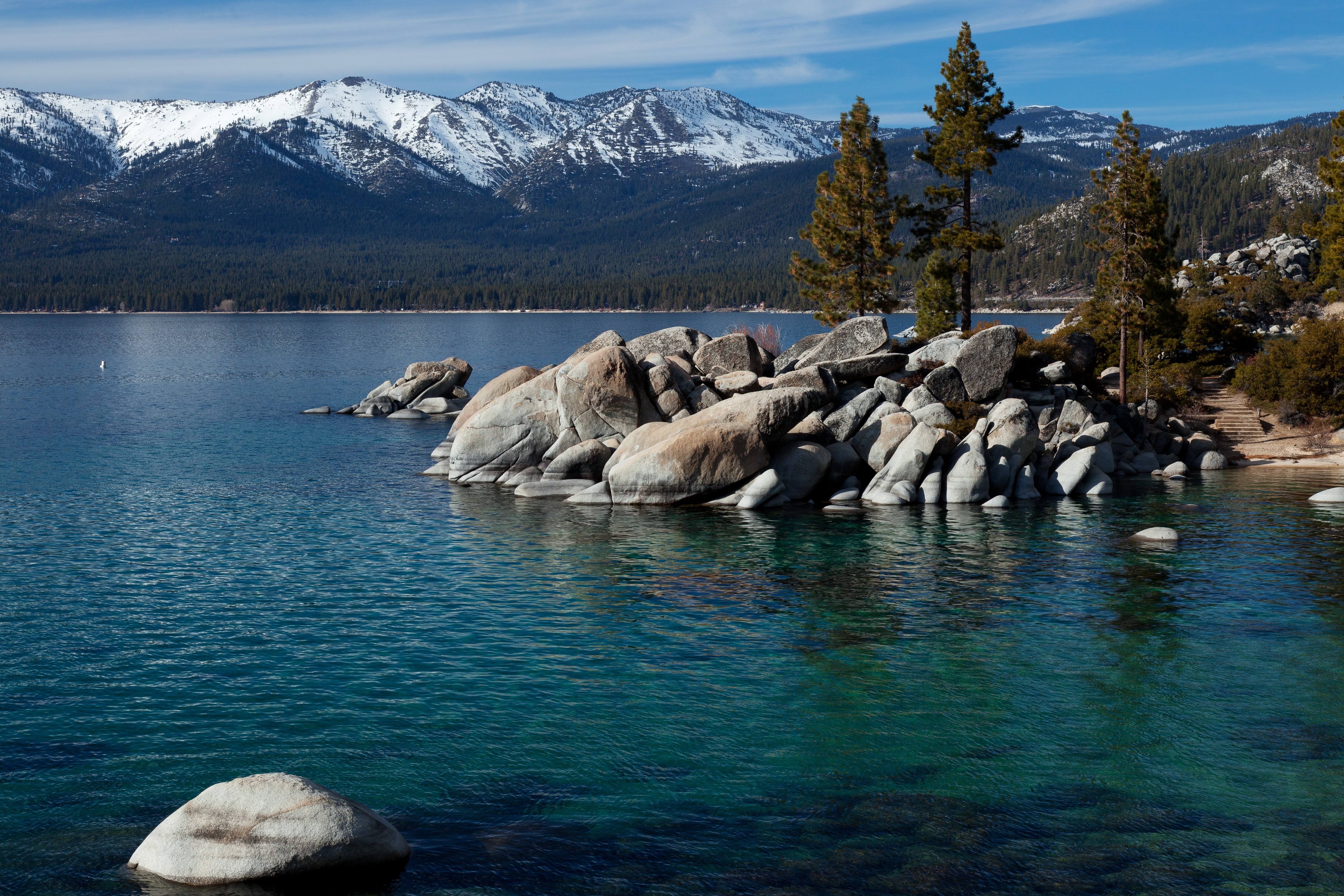 4K Lake Tahoe Nevada Mountains Stones Scenery HD Wallpaper