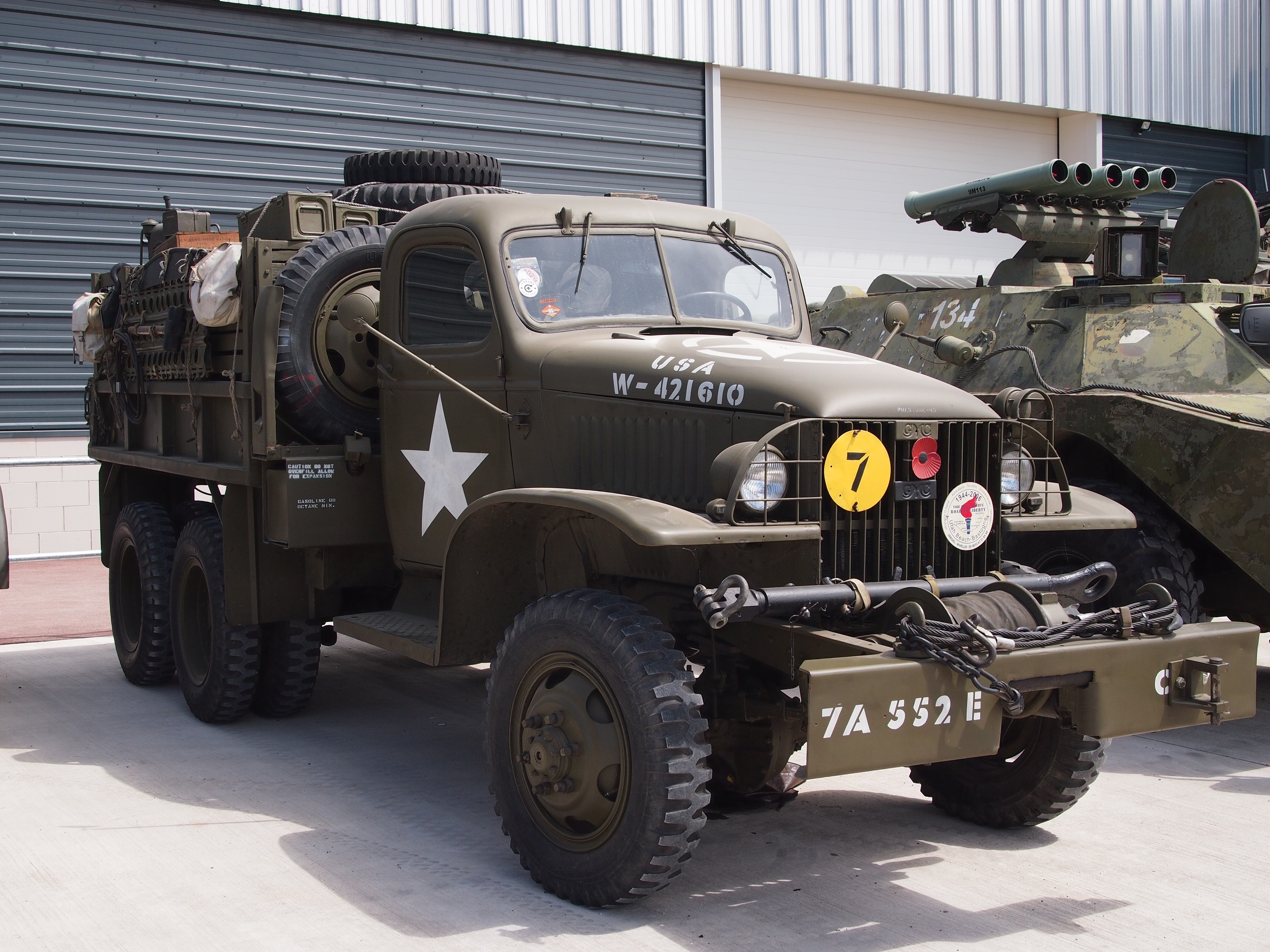 GMC Truck CCKW 2.5 ton Military Vehicle HD Wallpaper