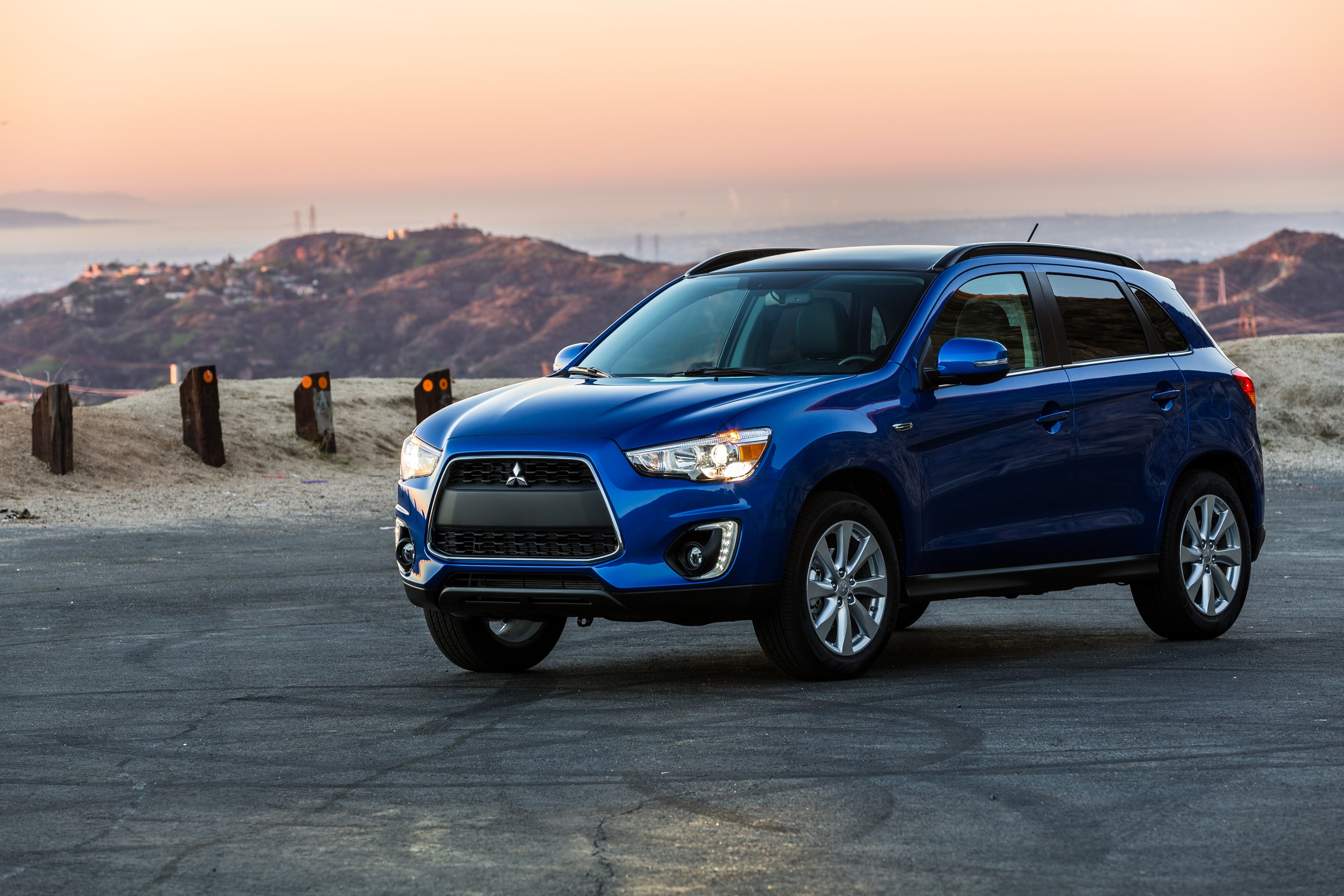 Blue 2015 Mitsubishi Sport GT 2.4L SUV HD Wallpaper