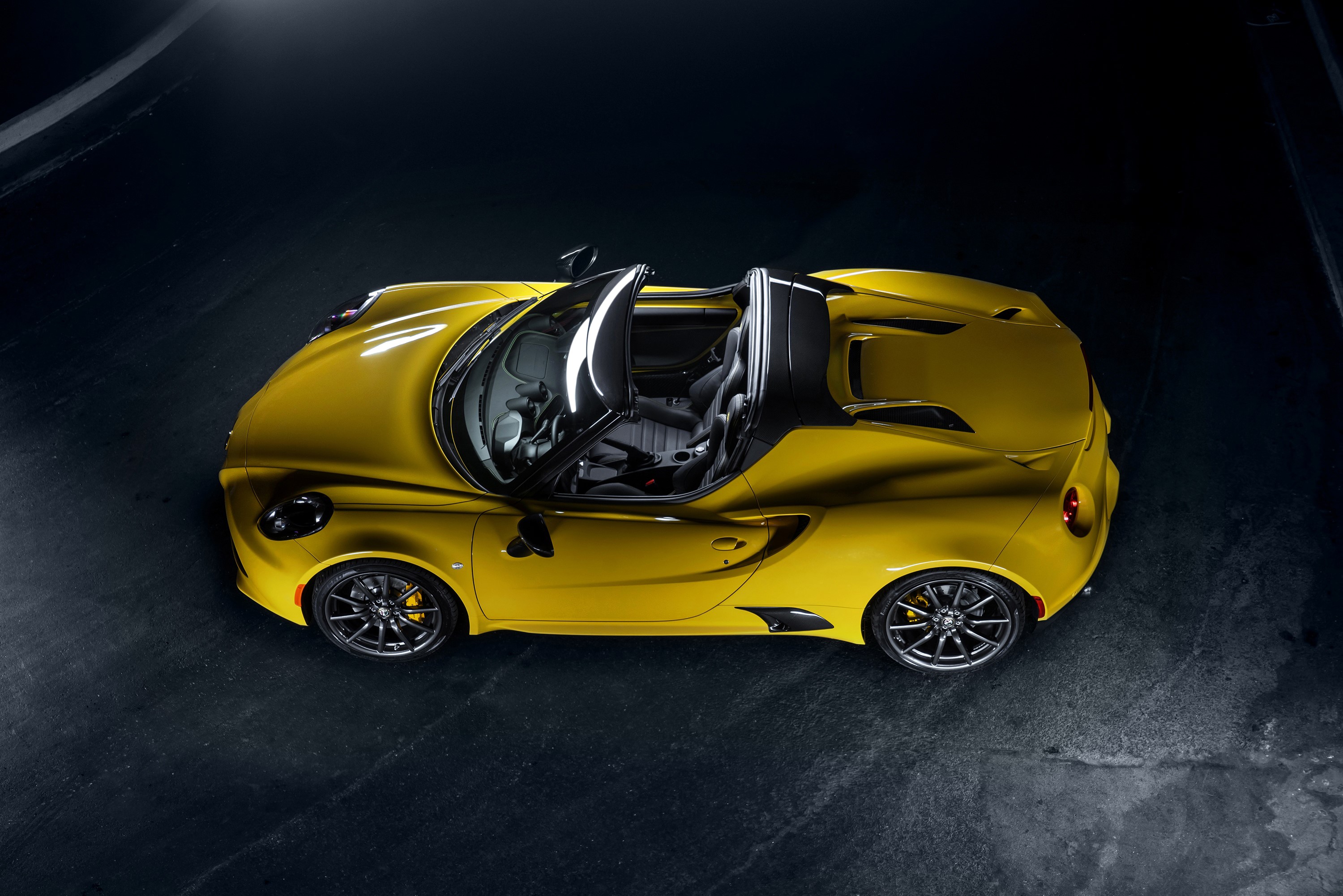 Yellow Alfa Romeo 4C Spider Cabriolet HD Wallpaper