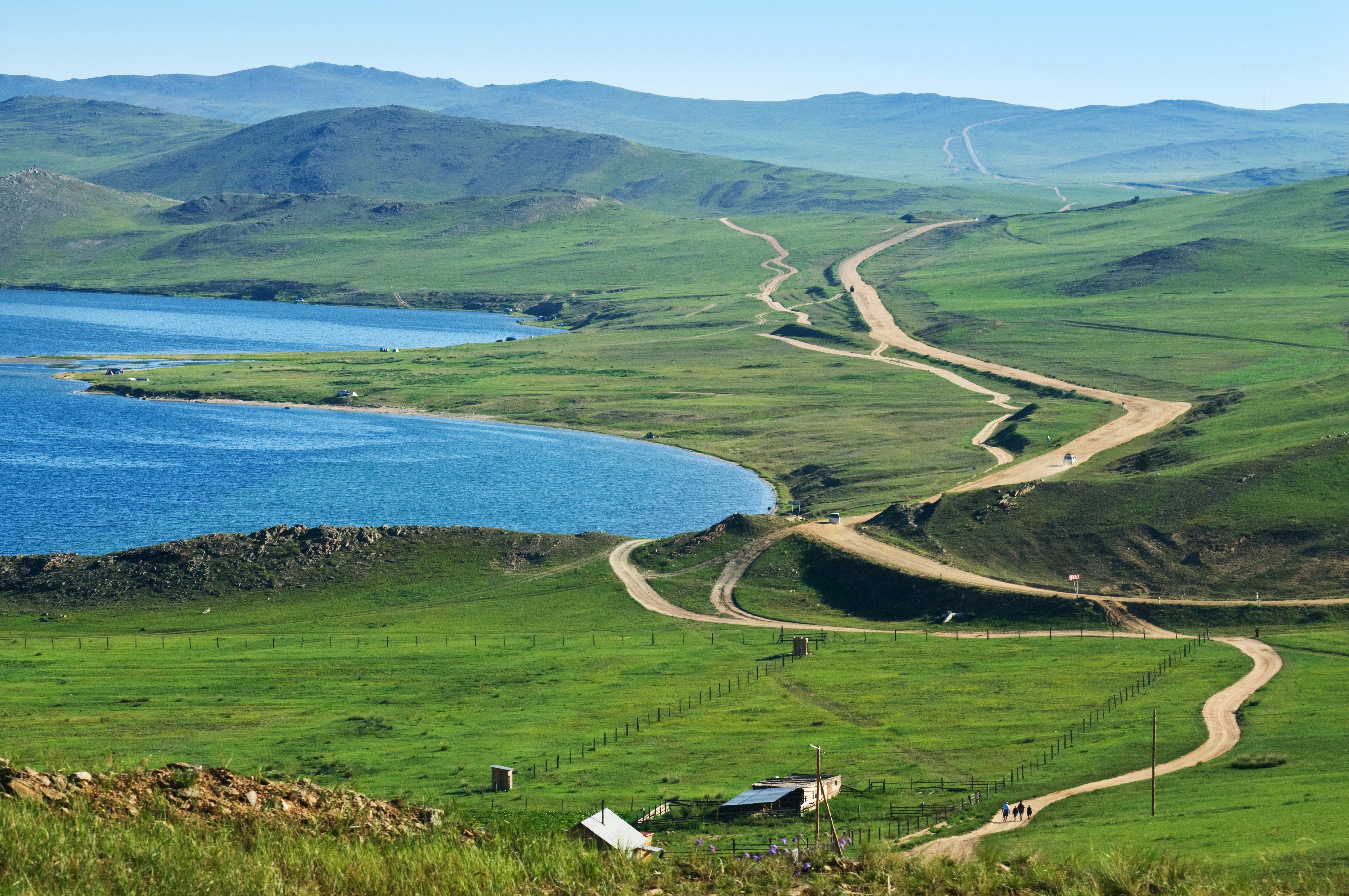 4K Scenery of Lake Baikal with Roads and Grasslands in Russia HD Wallpaper