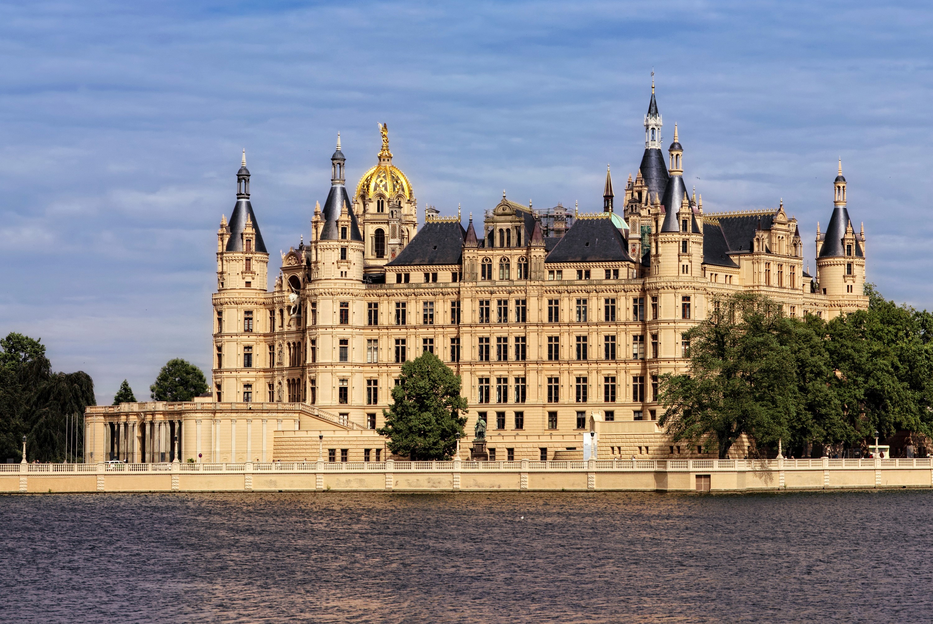 Schwerin Castle on a lake in Germany HD Wallpaper