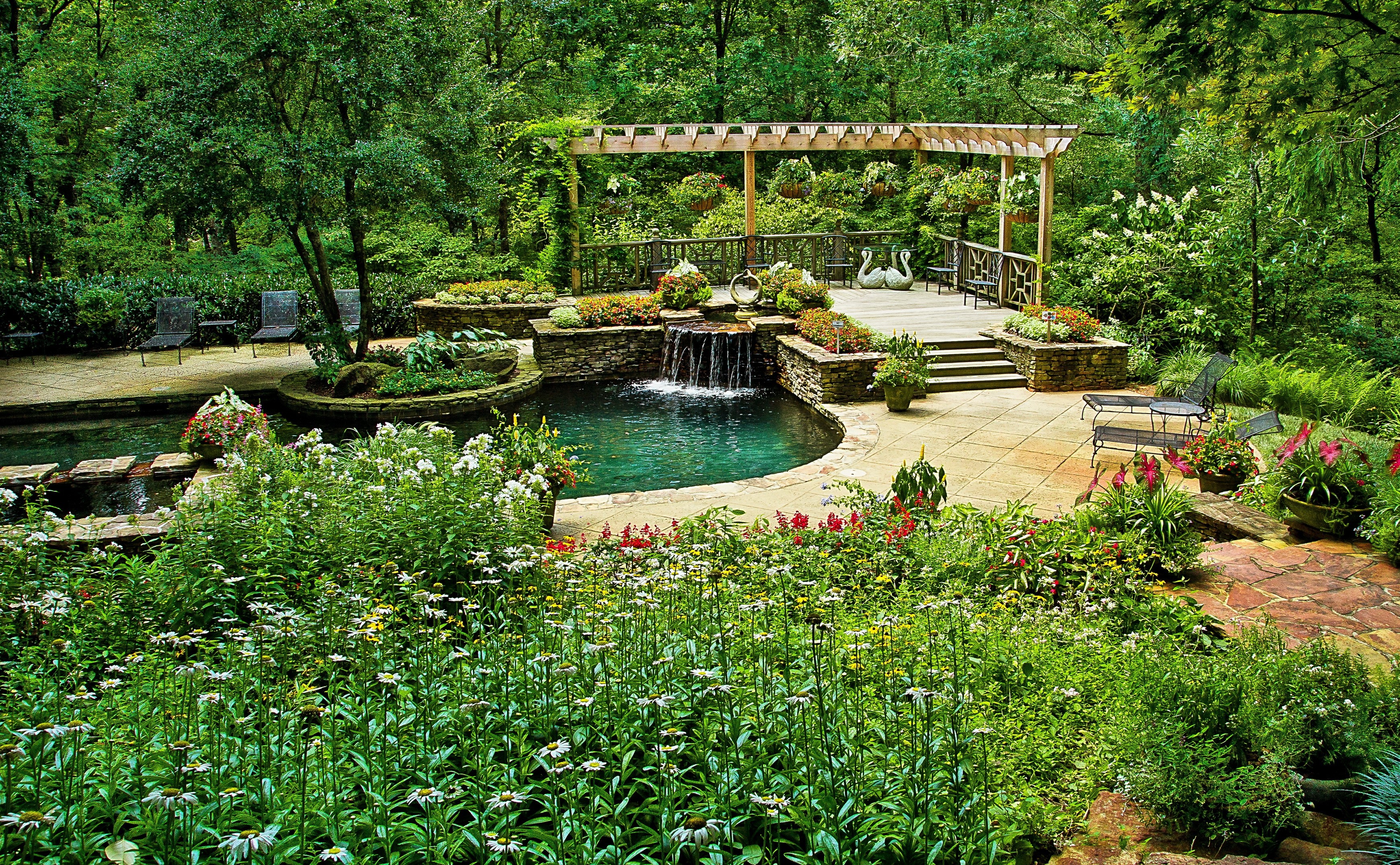 Gibbs Gardens Waterfall and Pond with Pergola HD Wallpaper