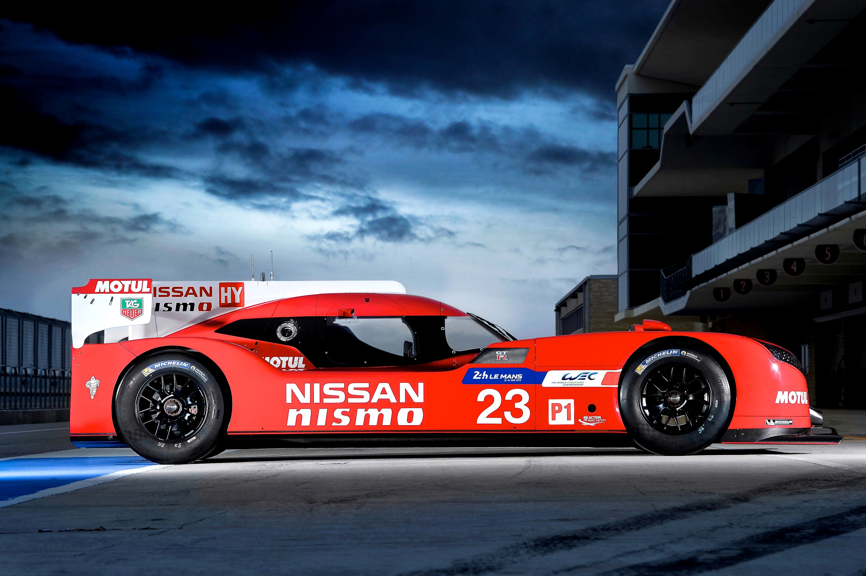 Nissan NISMO GT-R Le Mans race car HD Wallpaper