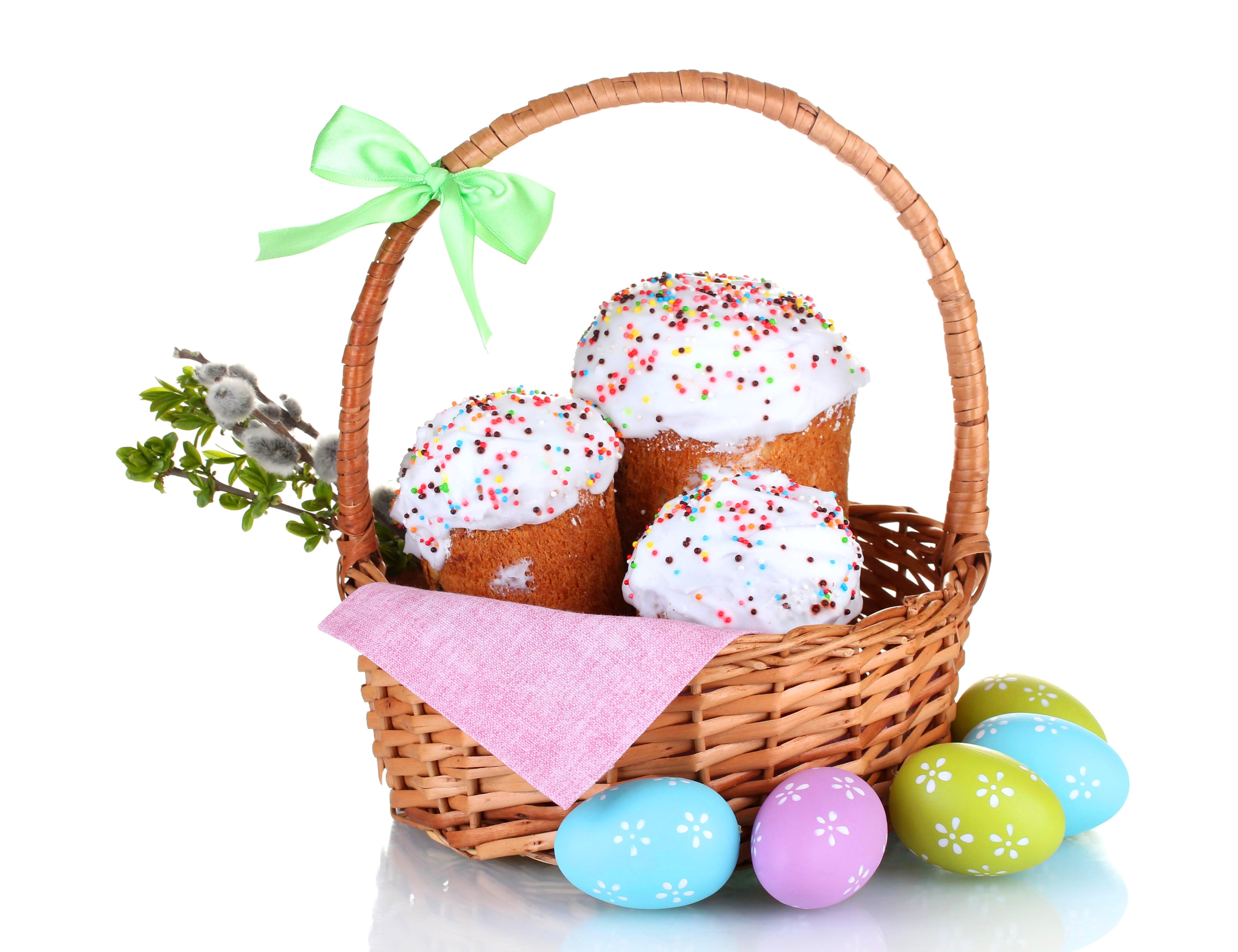 Easter basket with kulich, eggs, and pussy willow HD Wallpaper