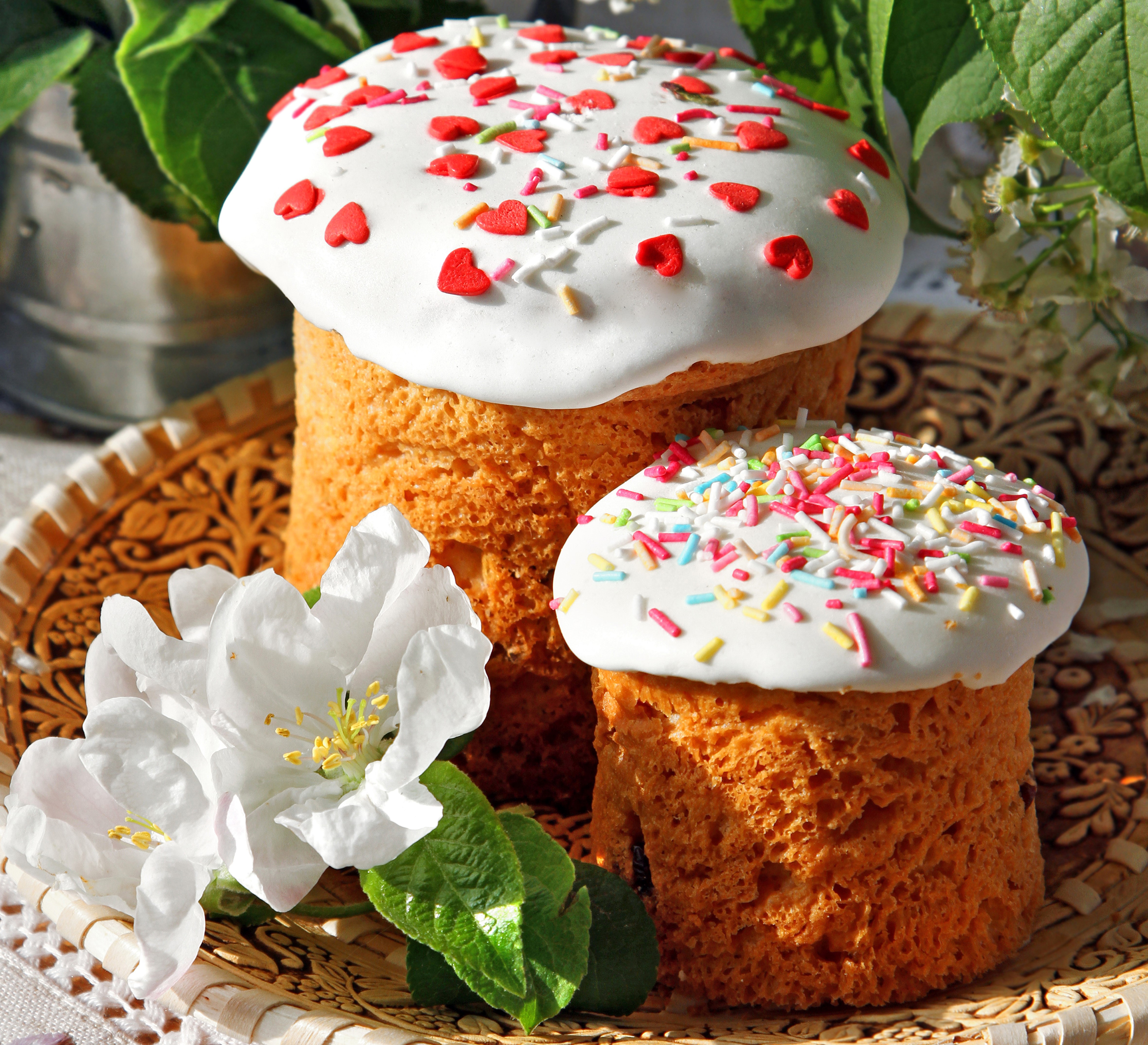 Easter Kulich Pastries with Icing and Sprinkles HD Wallpaper