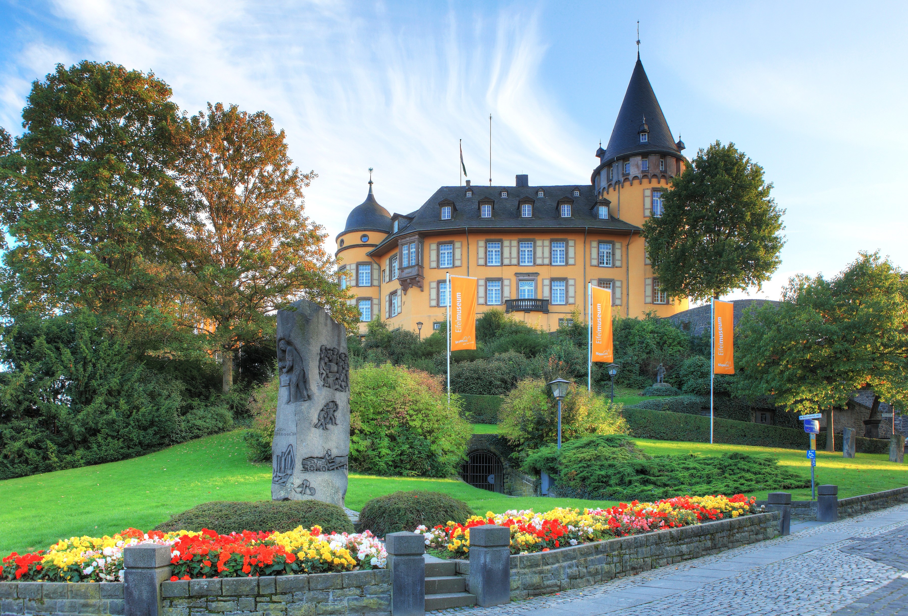 Genovevaburg Castle in Mayen, Germany HD Wallpaper