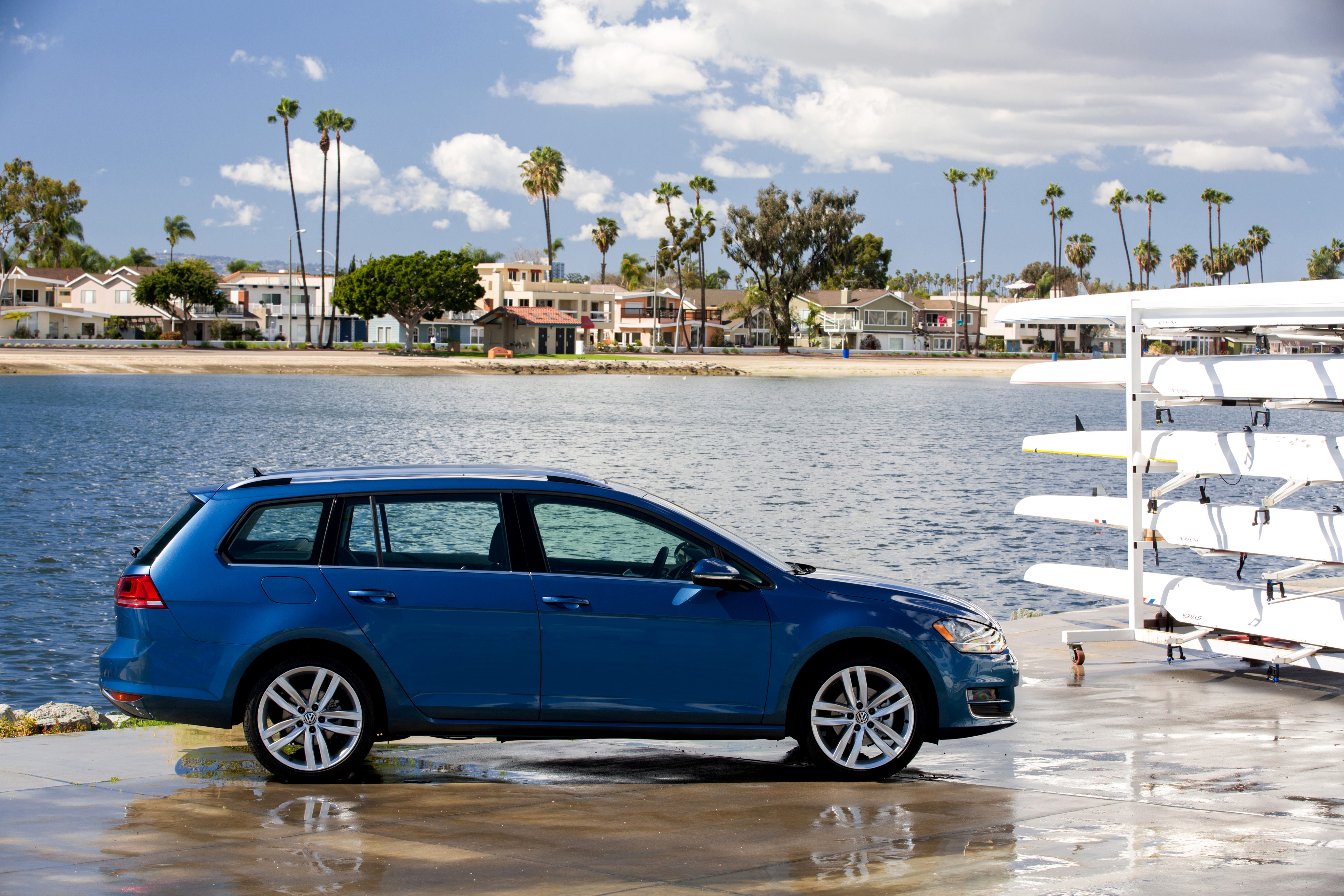 2015 Volkswagen Golf SportWagen HD Wallpaper