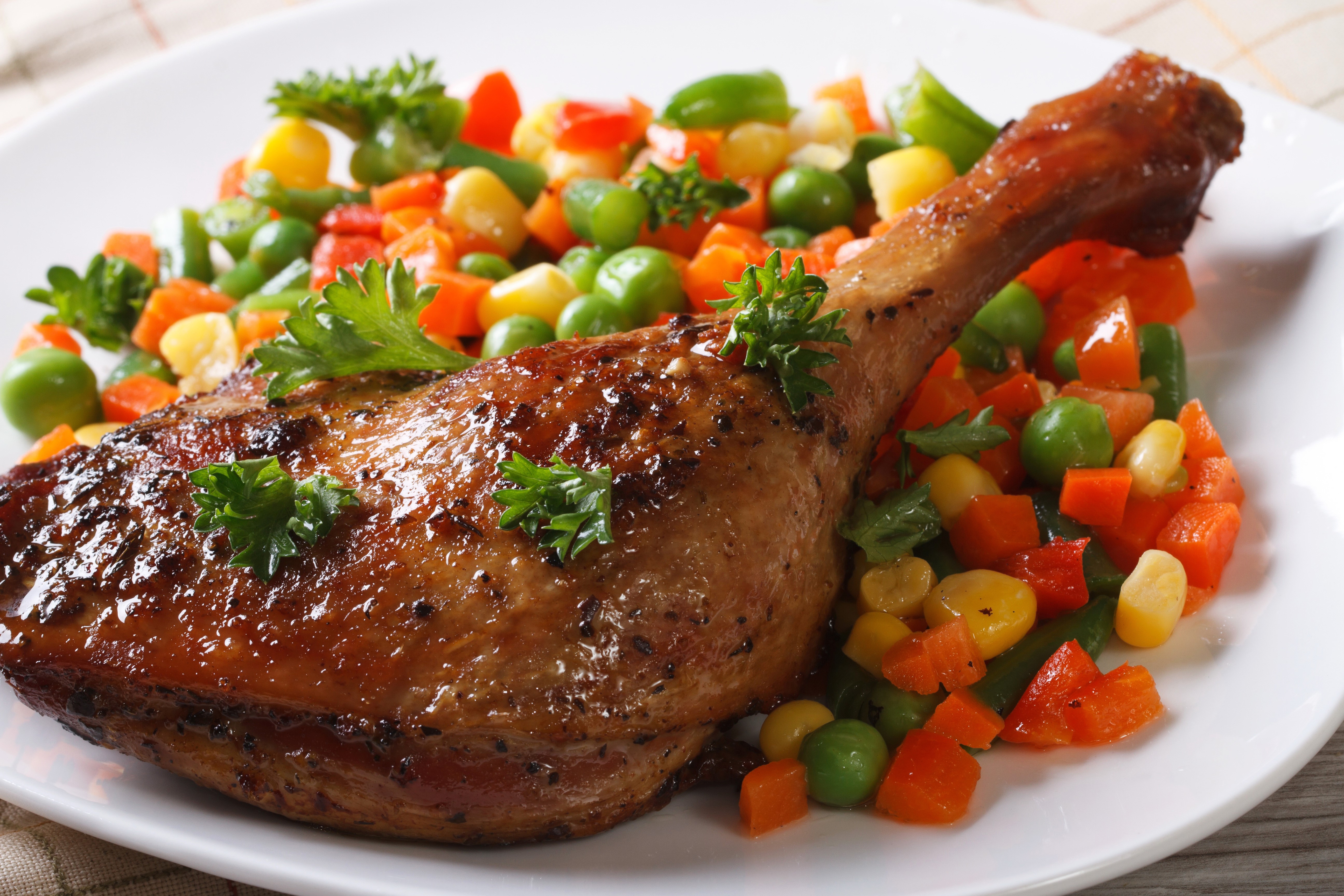Roast Duck Leg with Mixed Vegetables HD Wallpaper