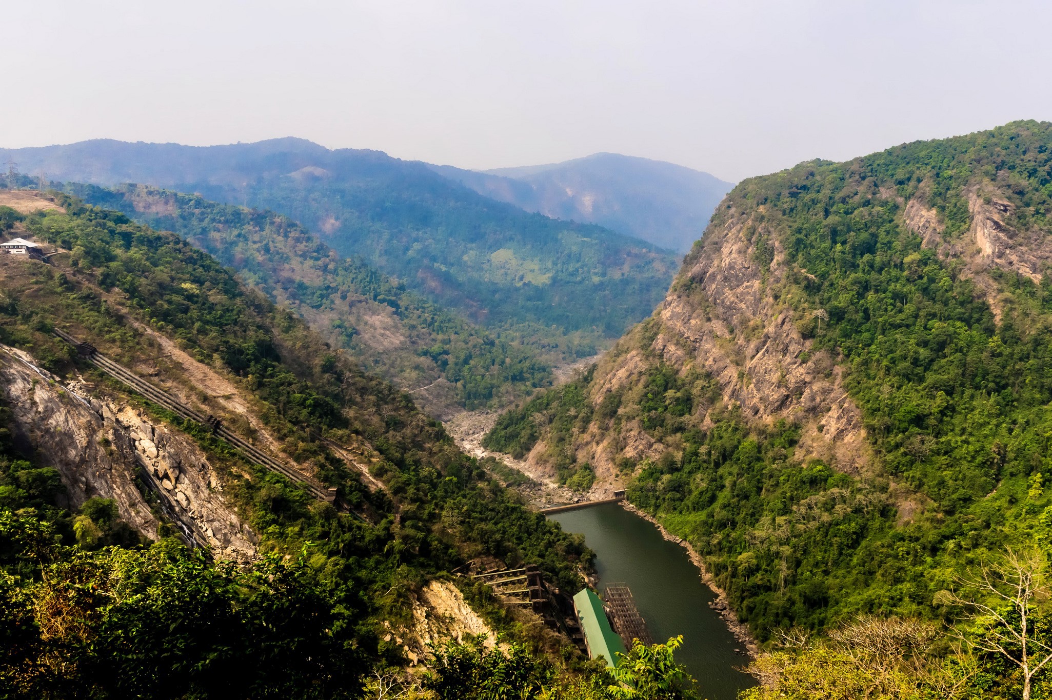 Mountains and River in Karnataka, India HD Wallpaper
