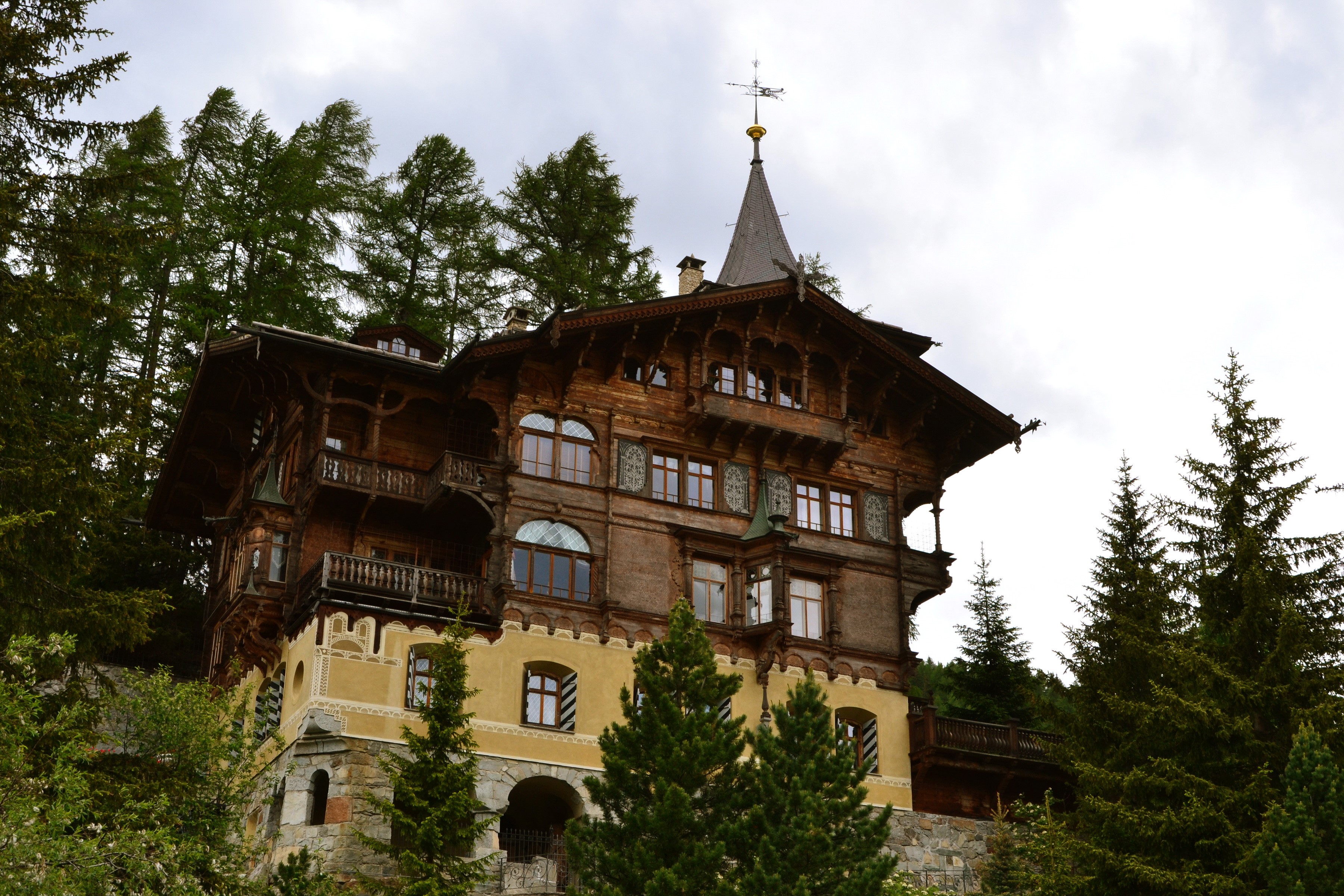 Wooden house in St. Moritz, Switzerland HD Wallpaper