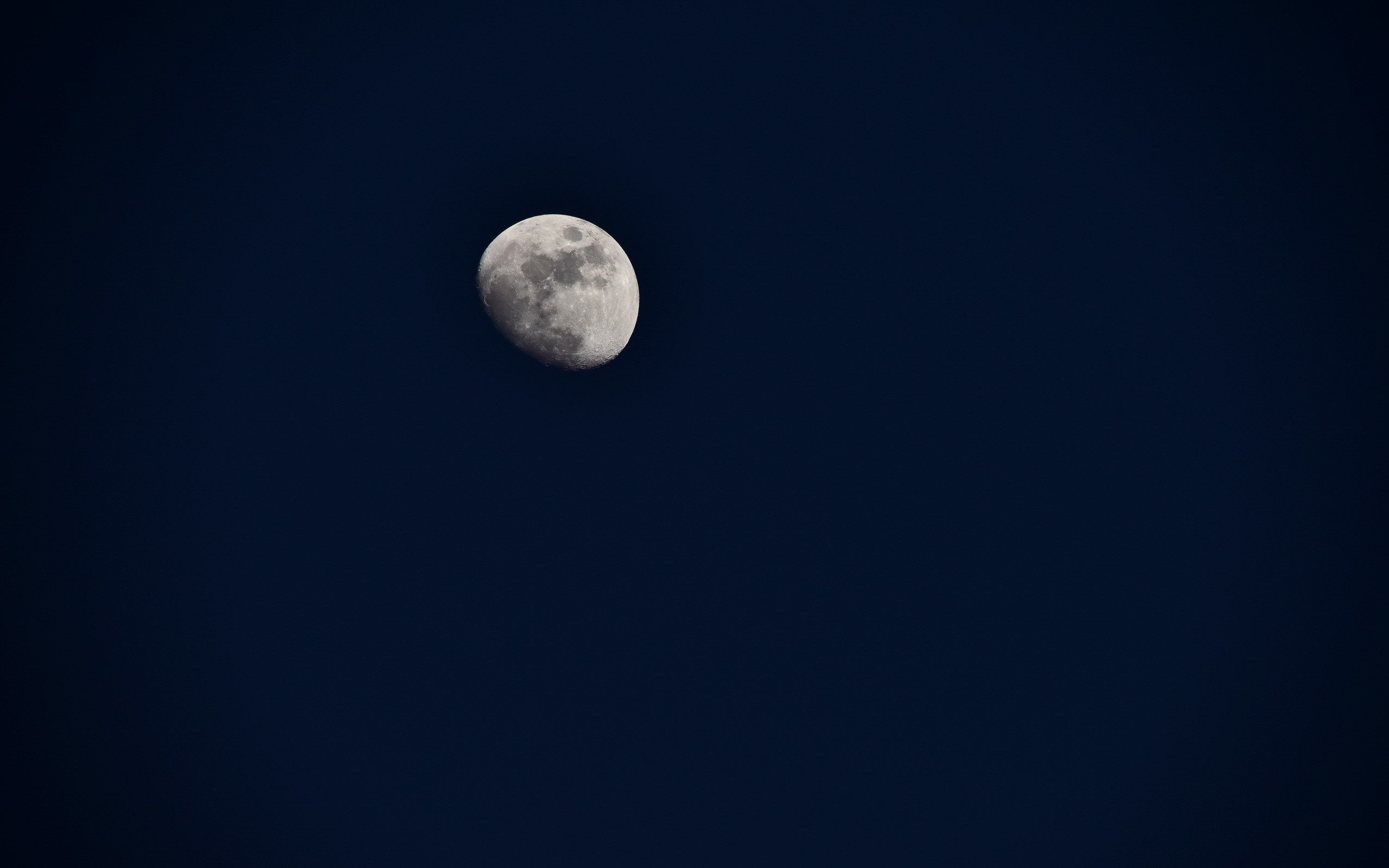 The Moon in the Night Sky HD Wallpaper