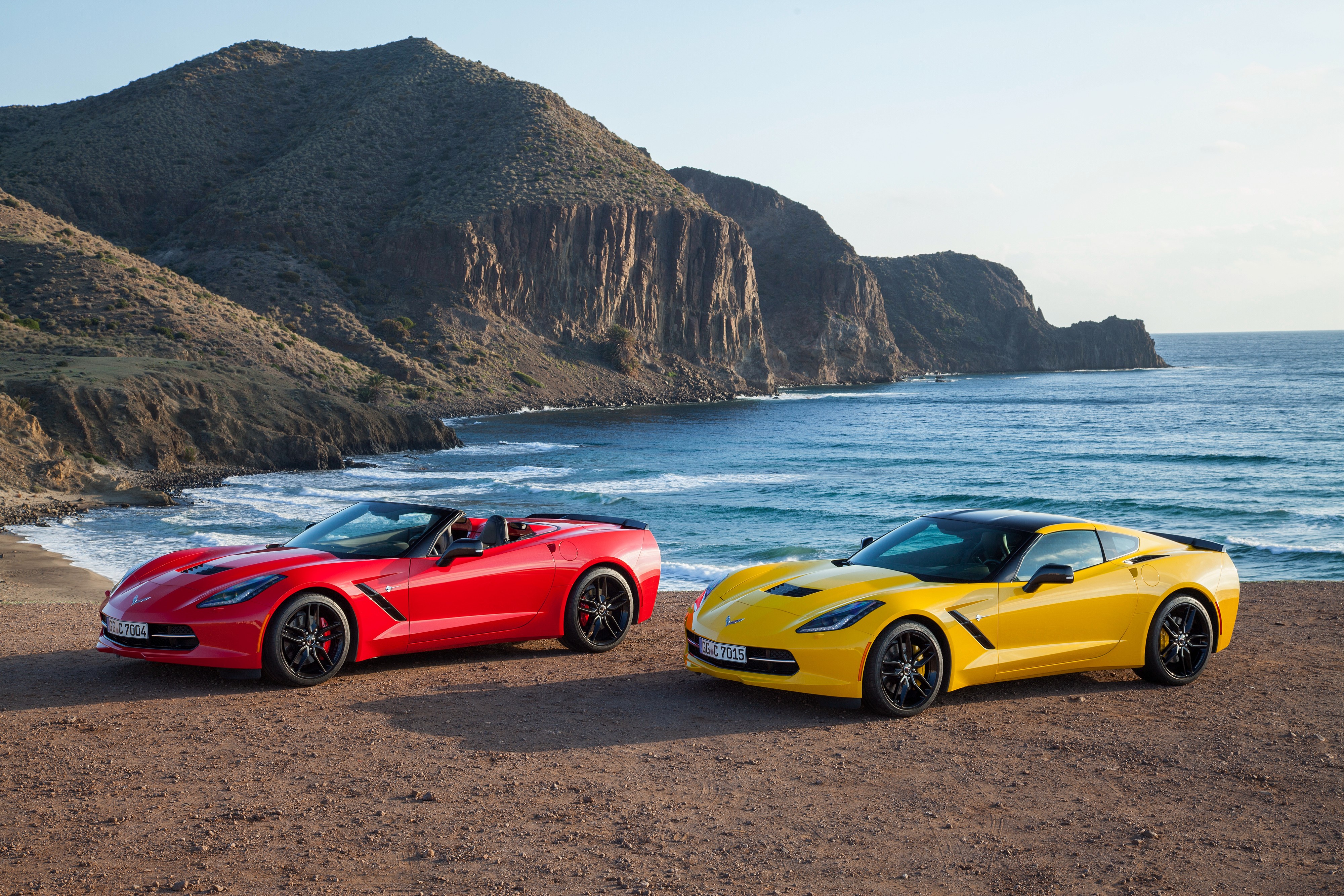 4K Chevrolet Corvette C7 Convertible and Coupe by the Sea HD Wallpaper