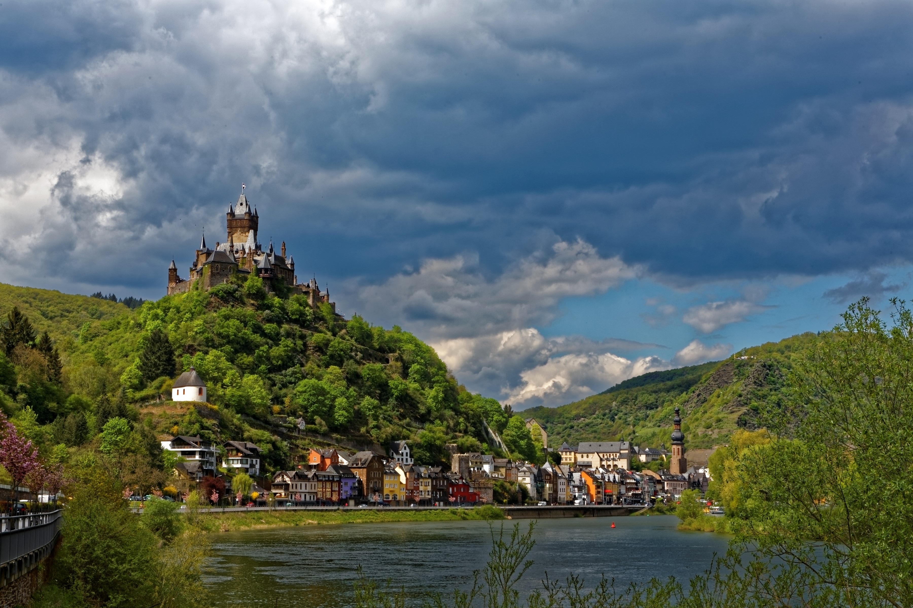 Reichsburg Cochem Castle above the Moselle River in Germany HD Wallpaper