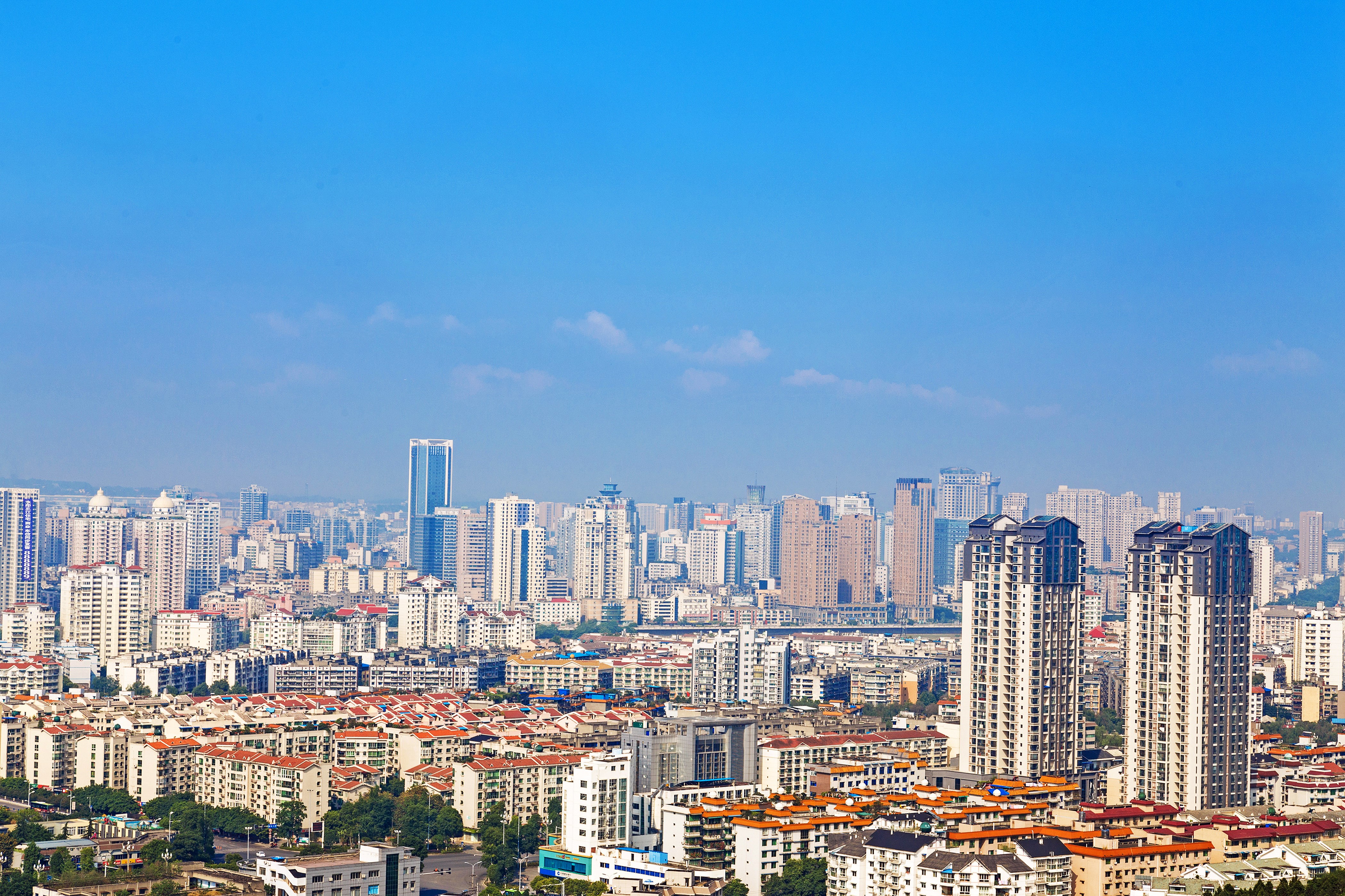 Mianyang, China Megapolis with Skyscrapers HD Wallpaper