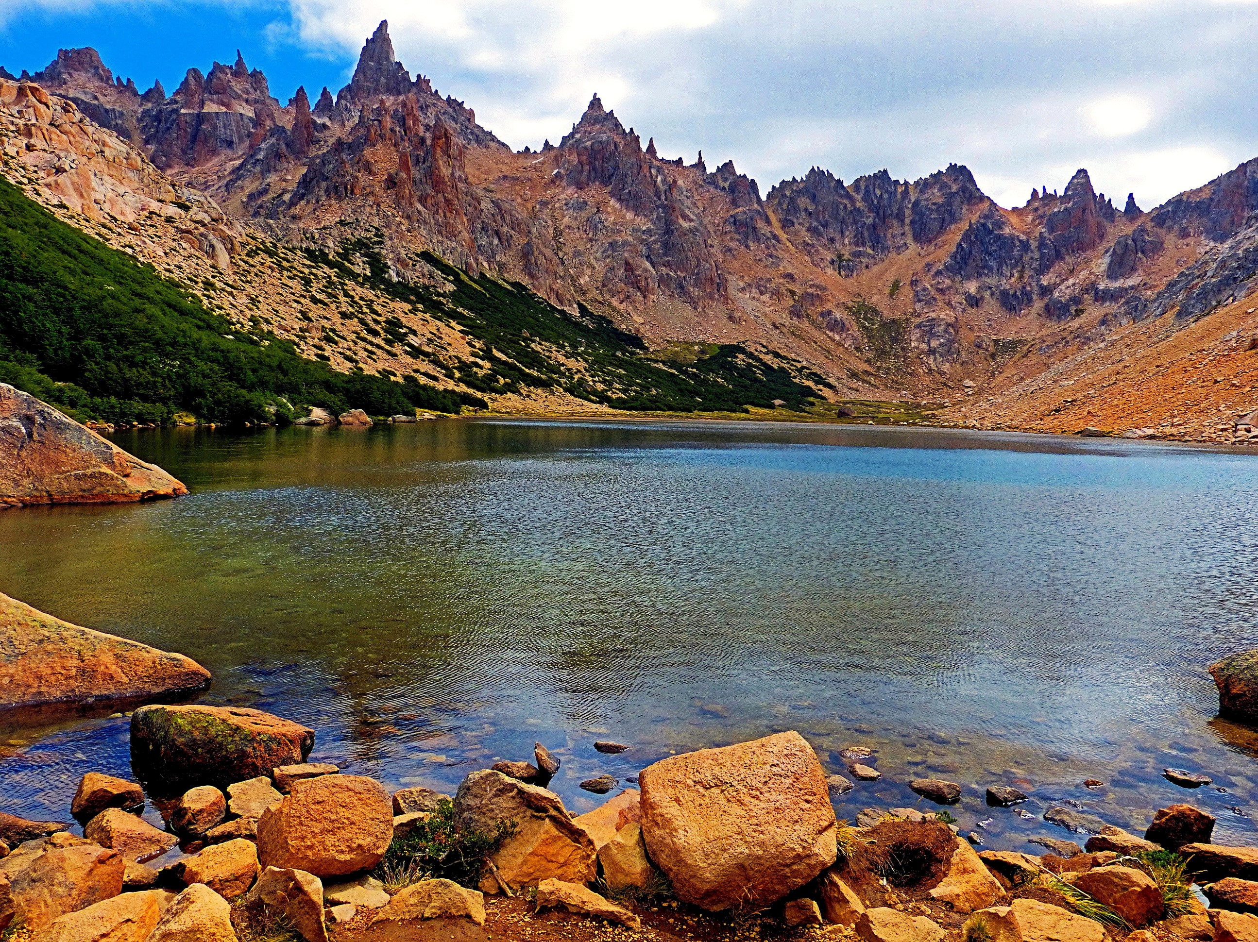 Lake and jagged mountains in Patagonia, Argentina HD Wallpaper
