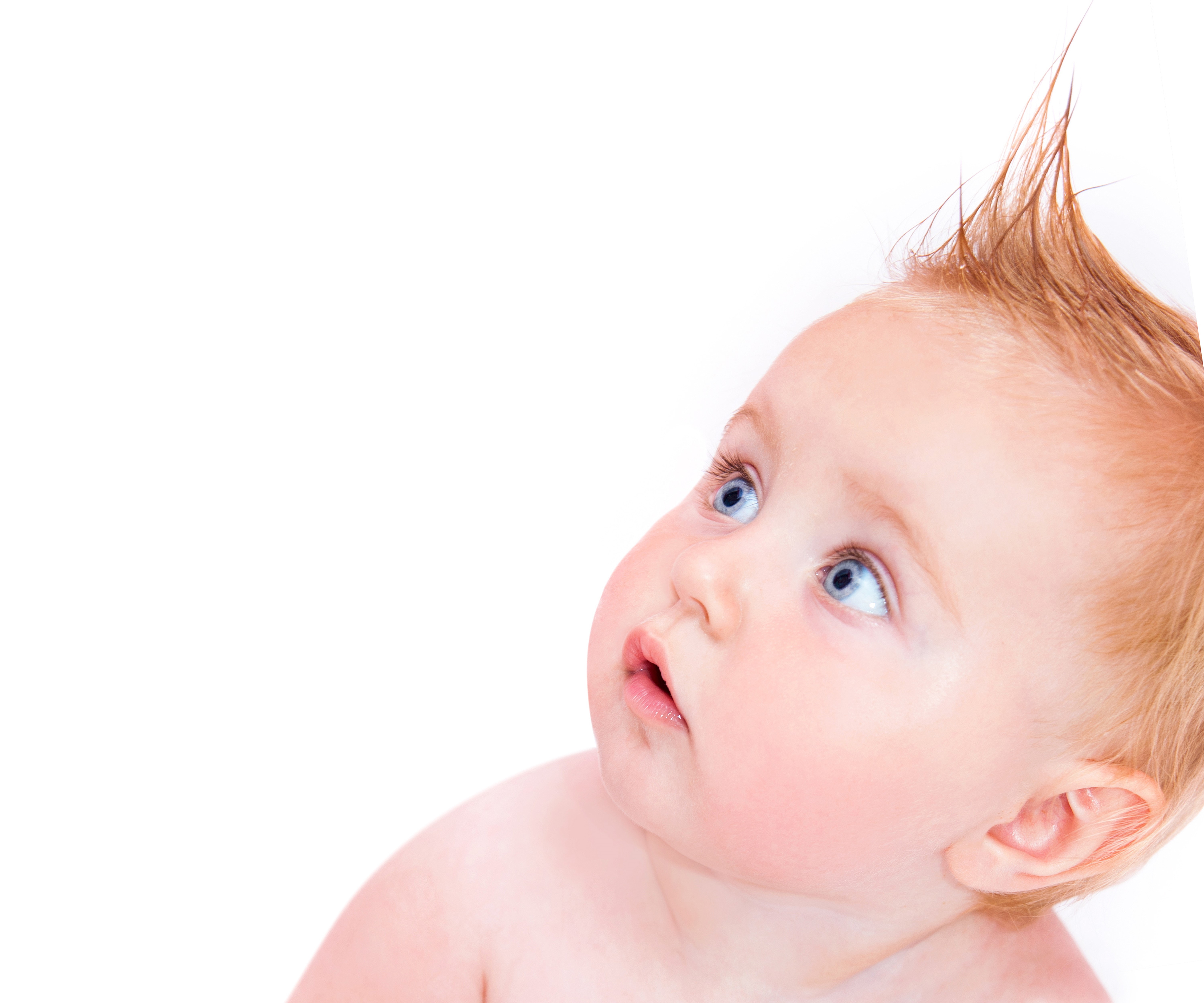 Baby with spiky hair looking up HD Wallpaper