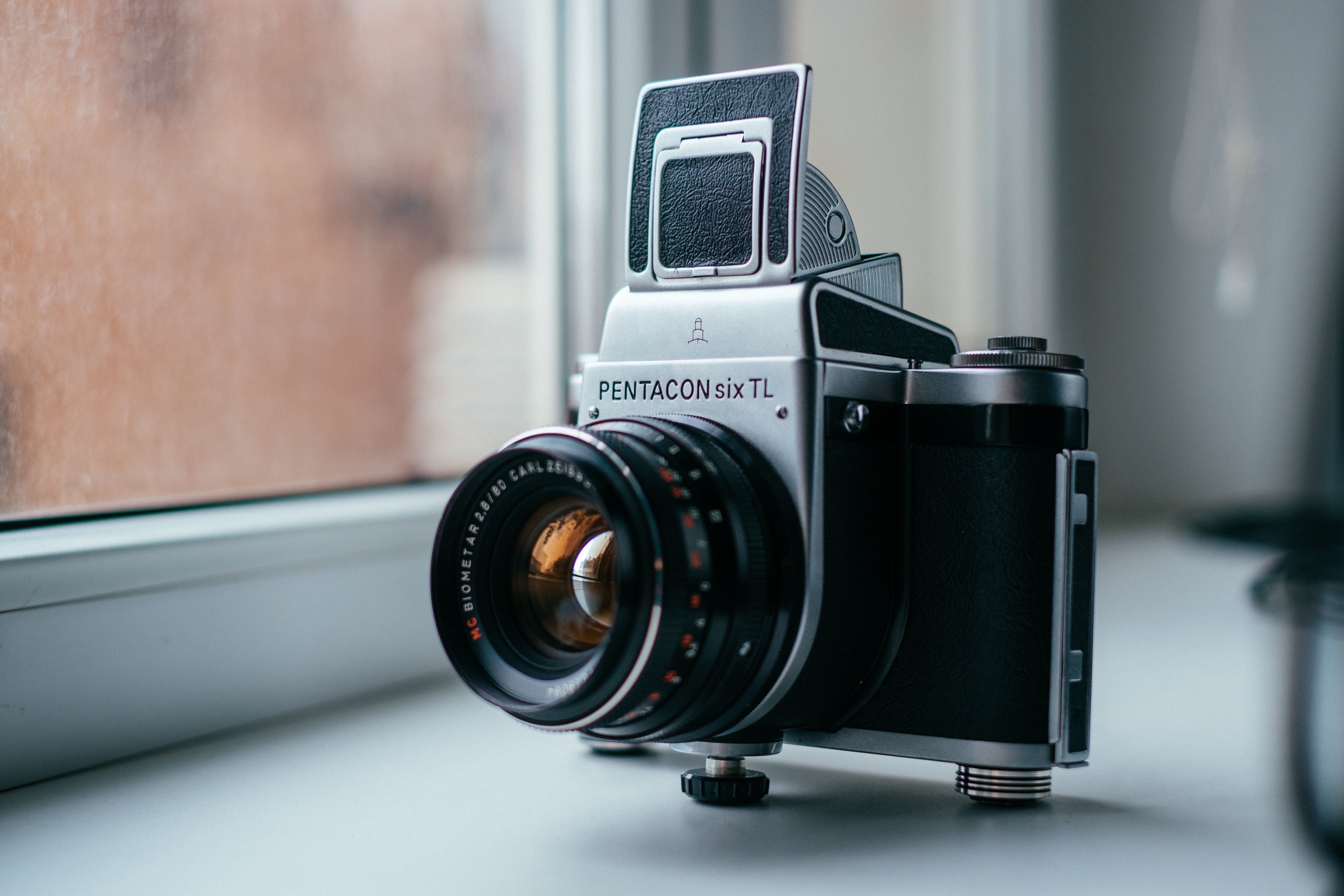 4K Pentacon six TL camera closeup HD Wallpaper