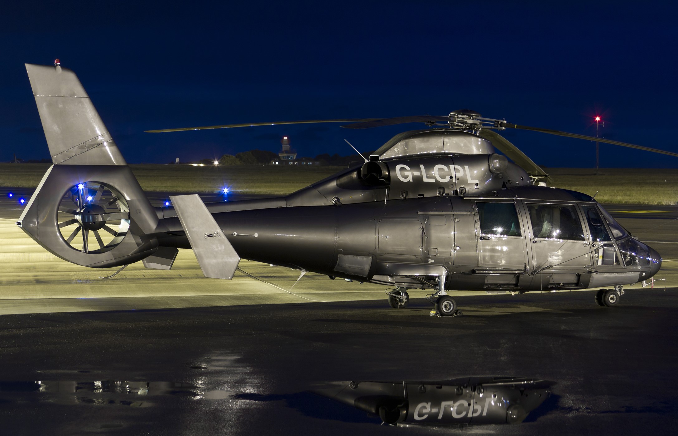 Eurocopter AS 365 N2 Dauphin 2 helicopter at night HD Wallpaper