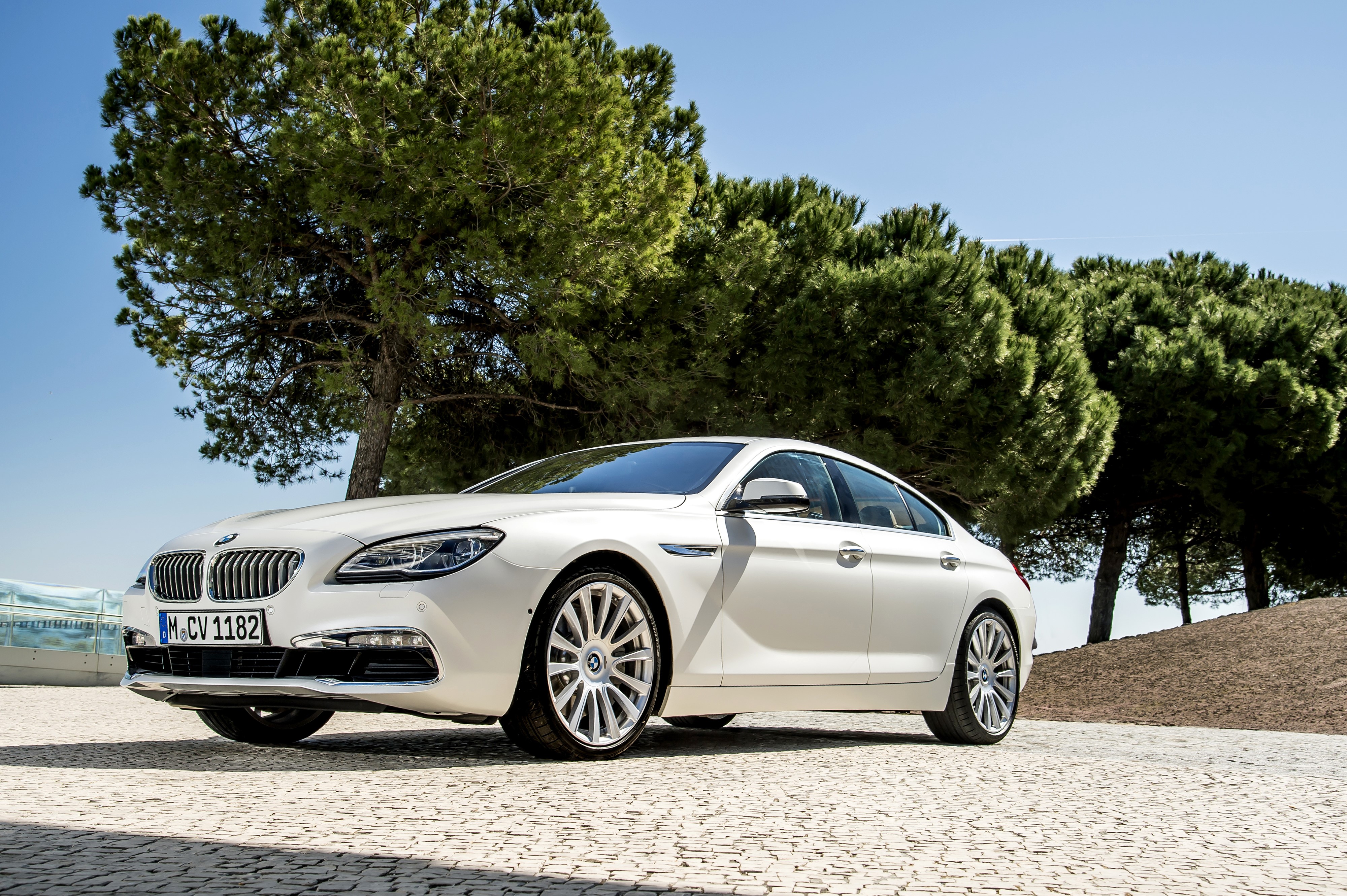 White BMW 650i Gran Coupe F06 HD Wallpaper