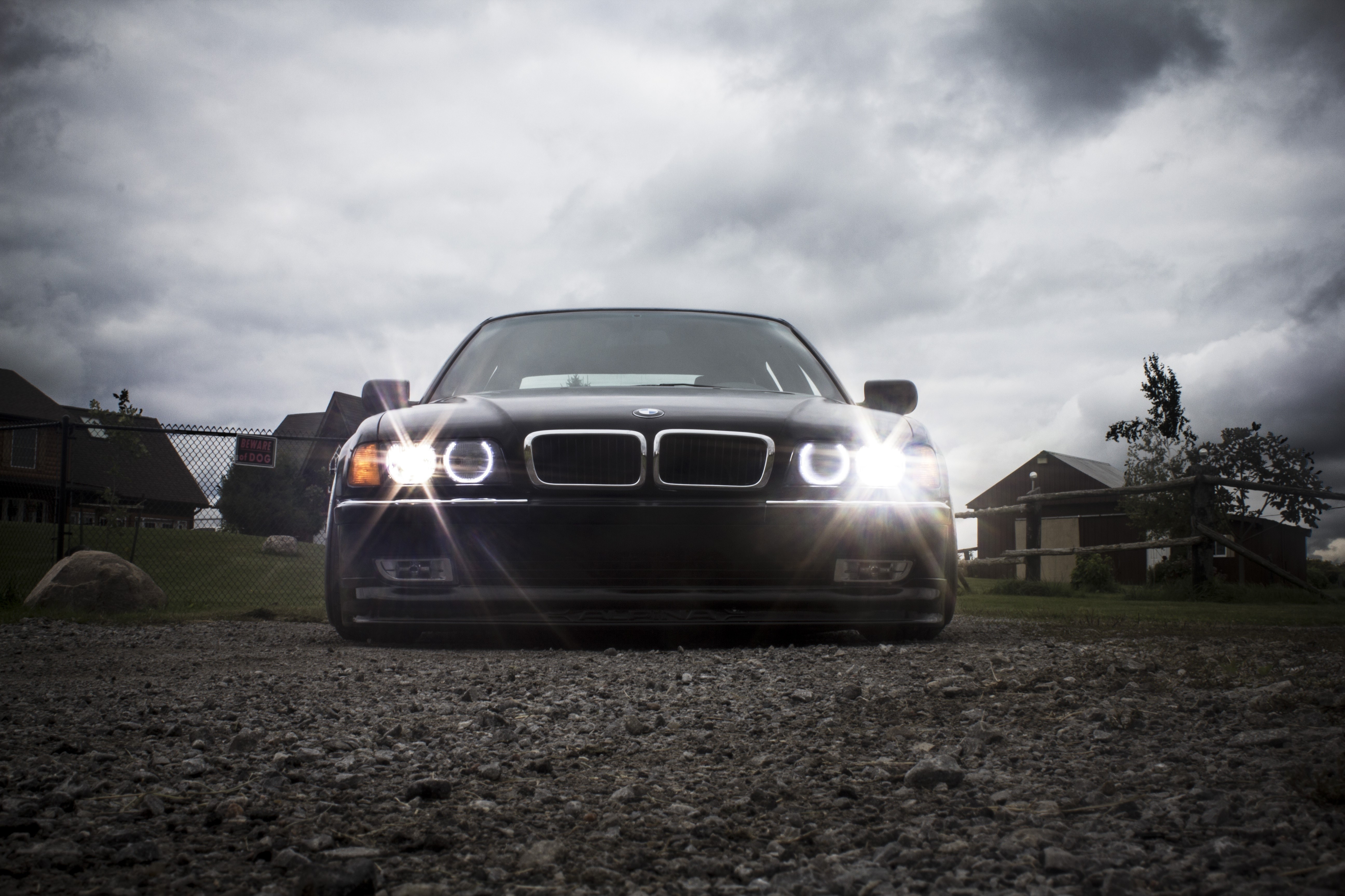 BMW E38 Stance with Headlights On HD Wallpaper