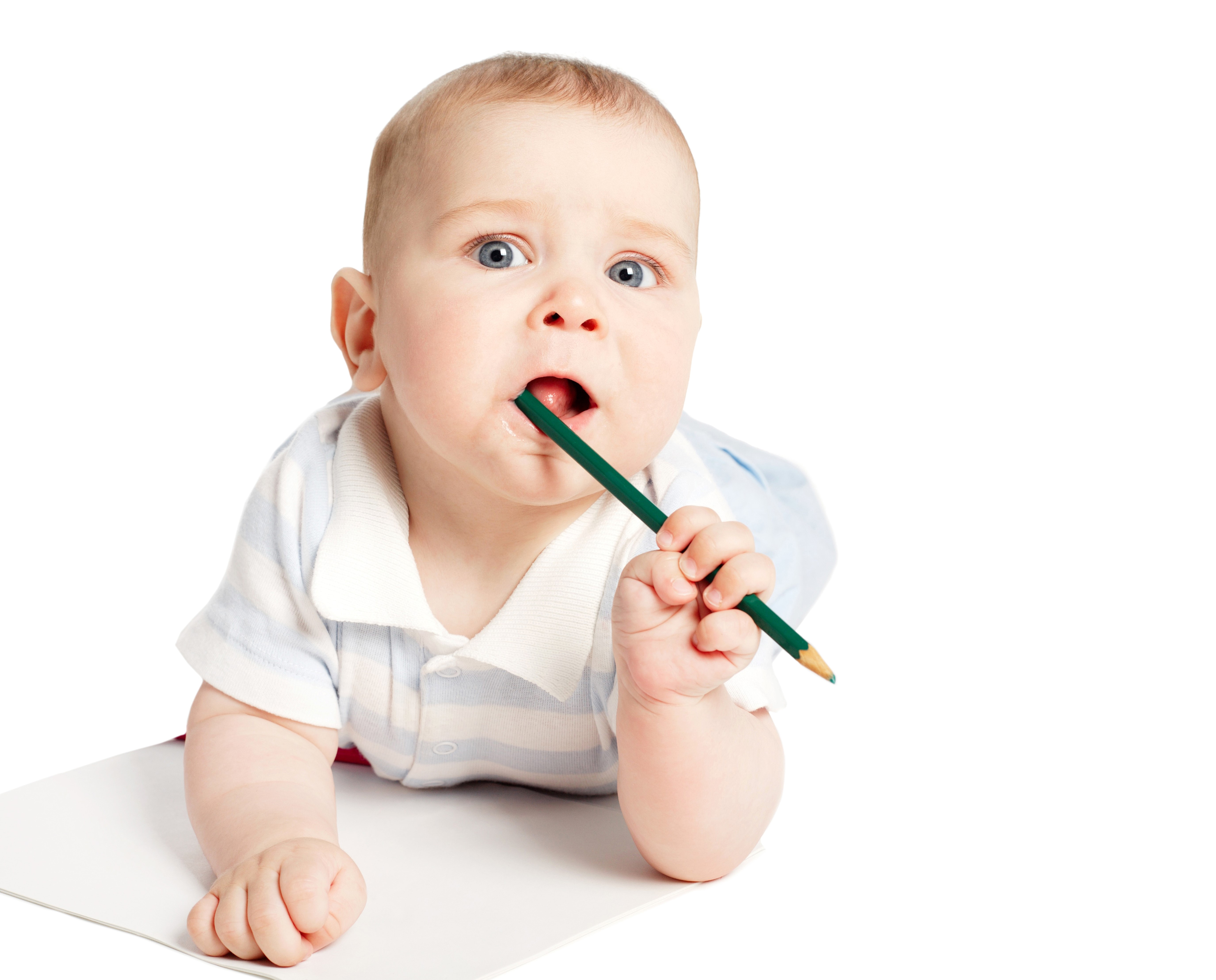 Baby boy with green pencil and paper HD Wallpaper