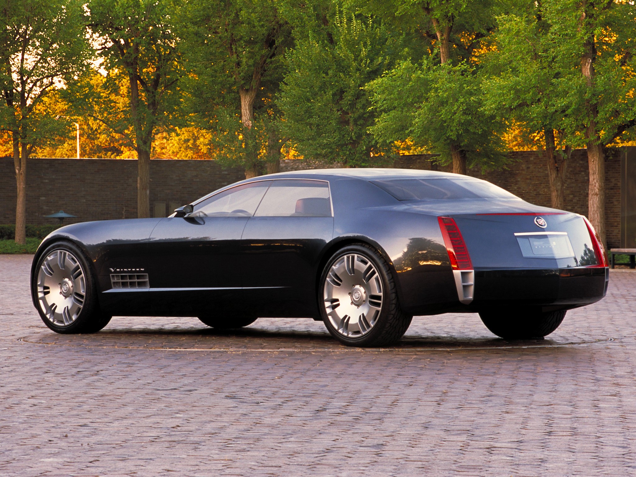 Cadillac Sixteen Concept car, side view HD Wallpaper